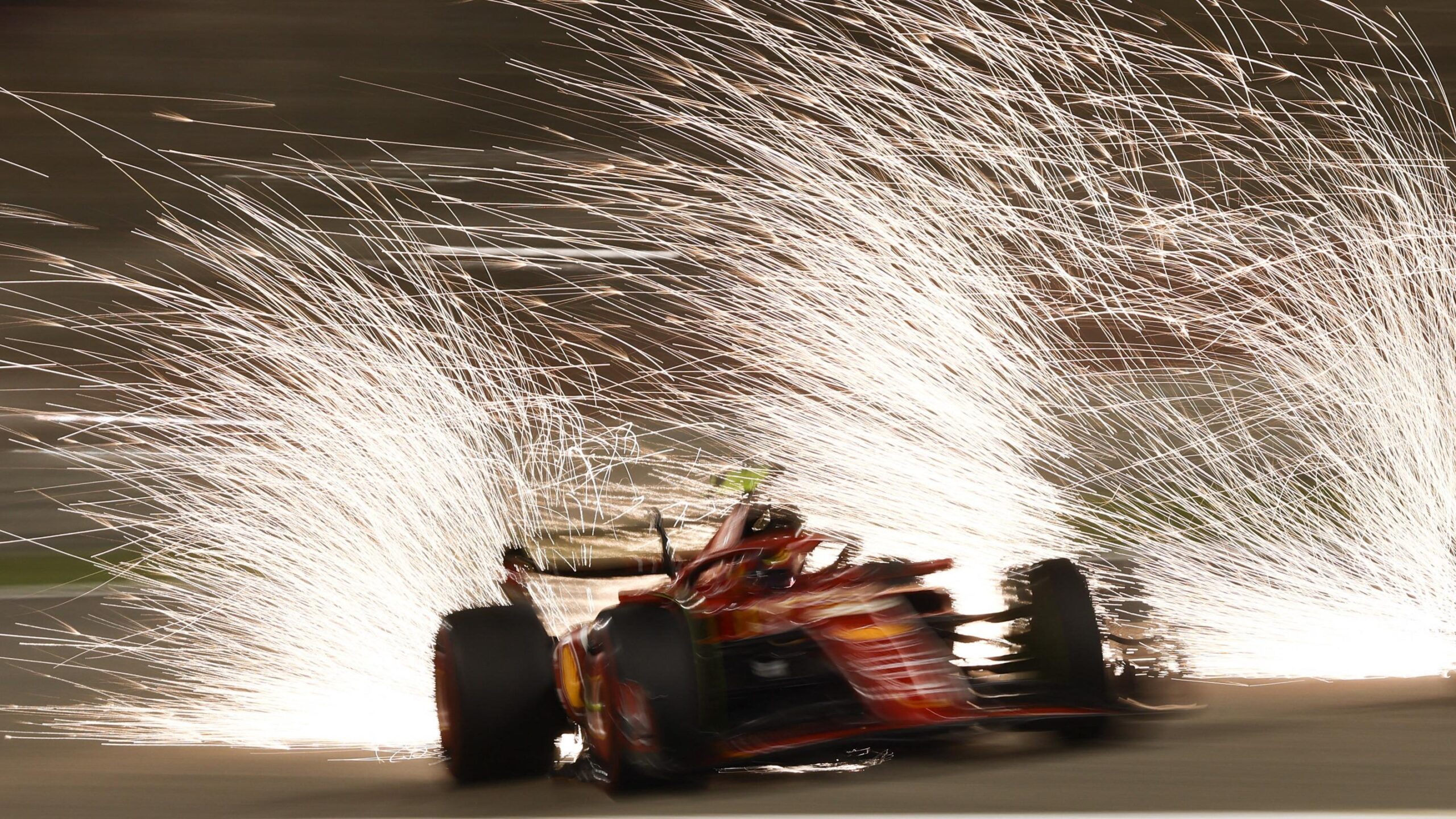 Formula 1, 75. Yıl Dönümü Kutlaması, O2 Arena Londra, Lewis Hamilton, Charles Leclerc, Ferrari, Liberty Media, Toto Wolff, Stefano Domenicali, Mercedes