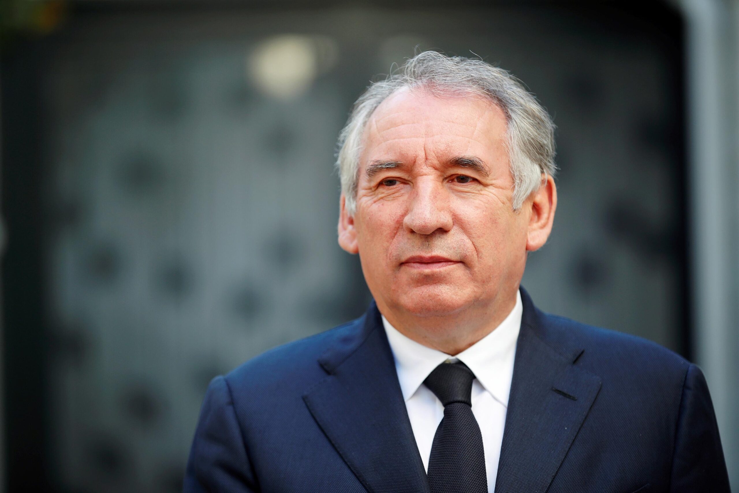 Fransa, Toplum Güvenliği Finansmanı Yasa Tasarısı, Sosyal Güvenlik Yasası Finansmanı, 49.3, Michel Barnier, François Bayrou, Elisabeth Doineau, Thibault Bazin, Sosyalist Parti, Corinne Imbert