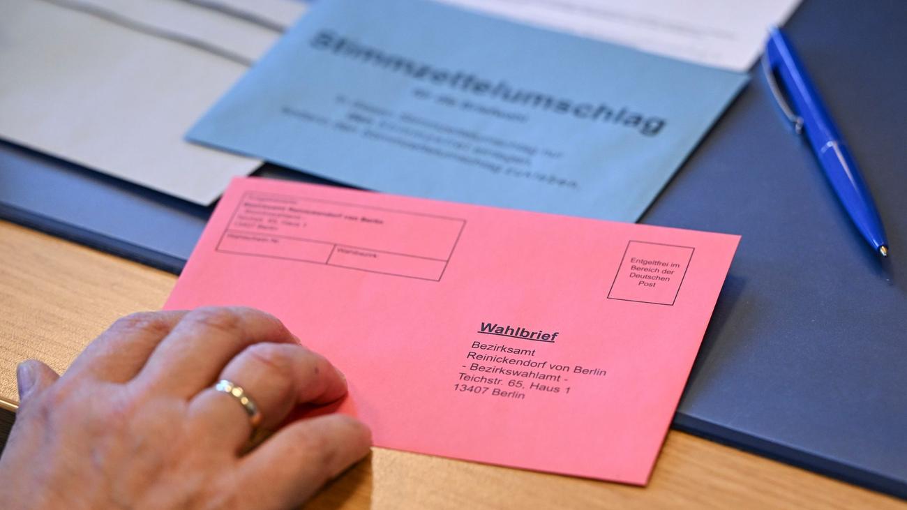 Almanya genel seçimleri, erken seçim, mektupla oy verme oranı, Berlin, Briefwahl, seçim sandıkları