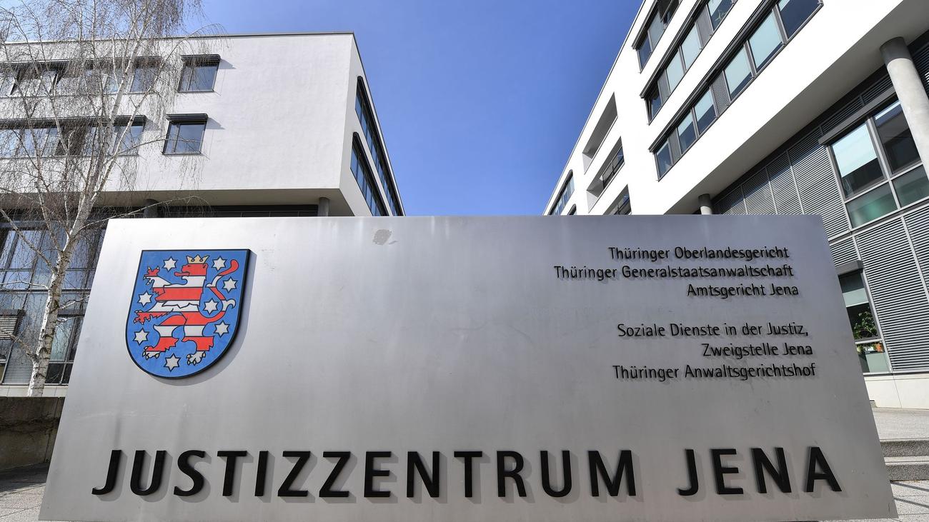 İslamcılar, Stockholm, Suikast planları, savunma, hafif cezalar, beraat cezası, cinayet planı, toplam hapis cezası, federal savcı, altı yıl, beş yıl, on ay, dokuz ay, on kişi, İsveç parlamentosu, Gera, duruşma, 27 Şubat