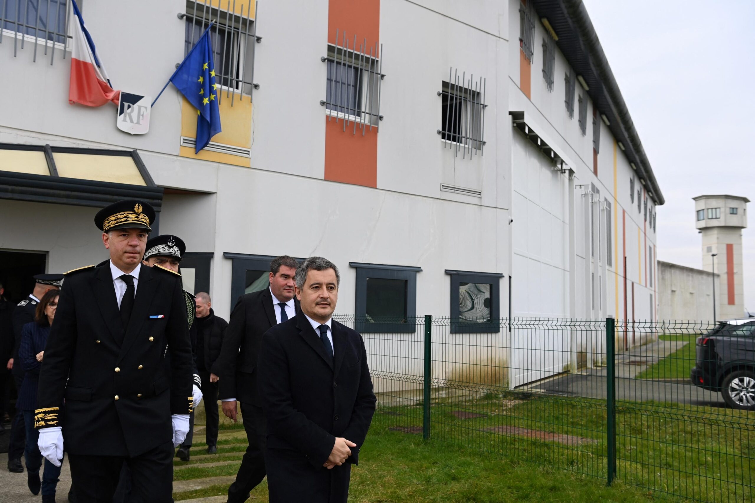 Gerald Darmanin, Fransa, Hapishane, Aktiviteler, Cezaevleri