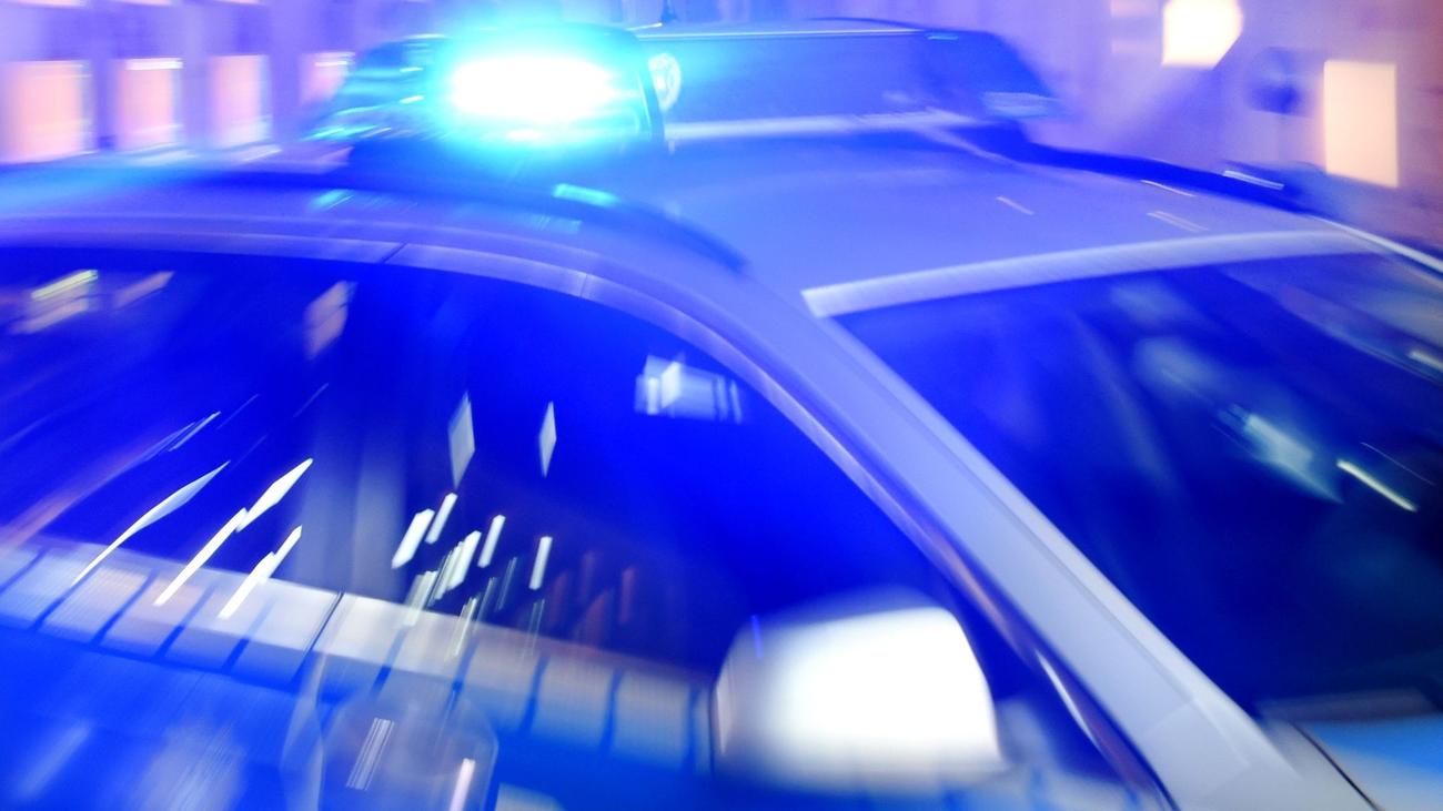 A20 Lübek-Rostock,Polis Takibi, Çalıntı Araba, Büyük Grönau, Schönberger Land Dinlenme Tesisi, Ramming, Böschung, Kaçan Şüpheli, Polis Araması