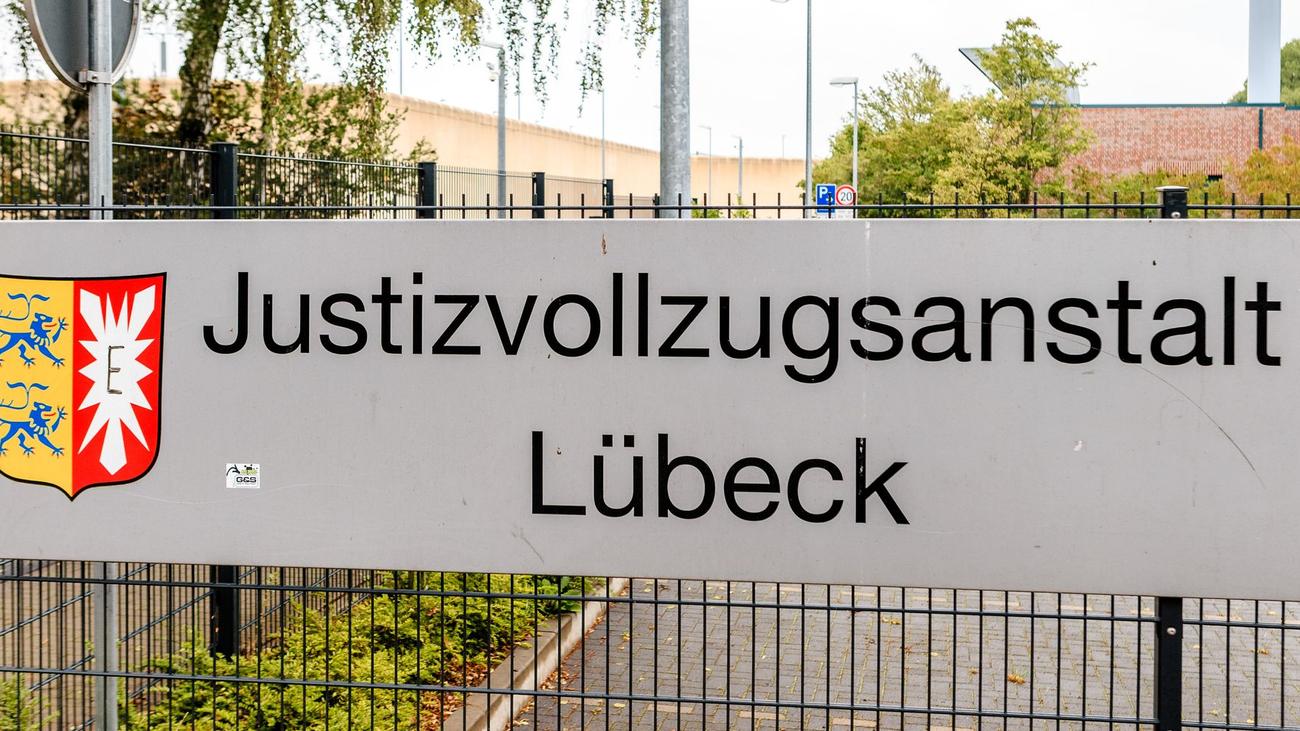 Lübeck Cezaevi, Adli Psikiyatri Bölümü, Schleswig-Holstein, Hapishane, Kerstin von der Decken, Silke Schneider, Altyapı Modernizasyonu Programı, İleri Adalet Sistemi
