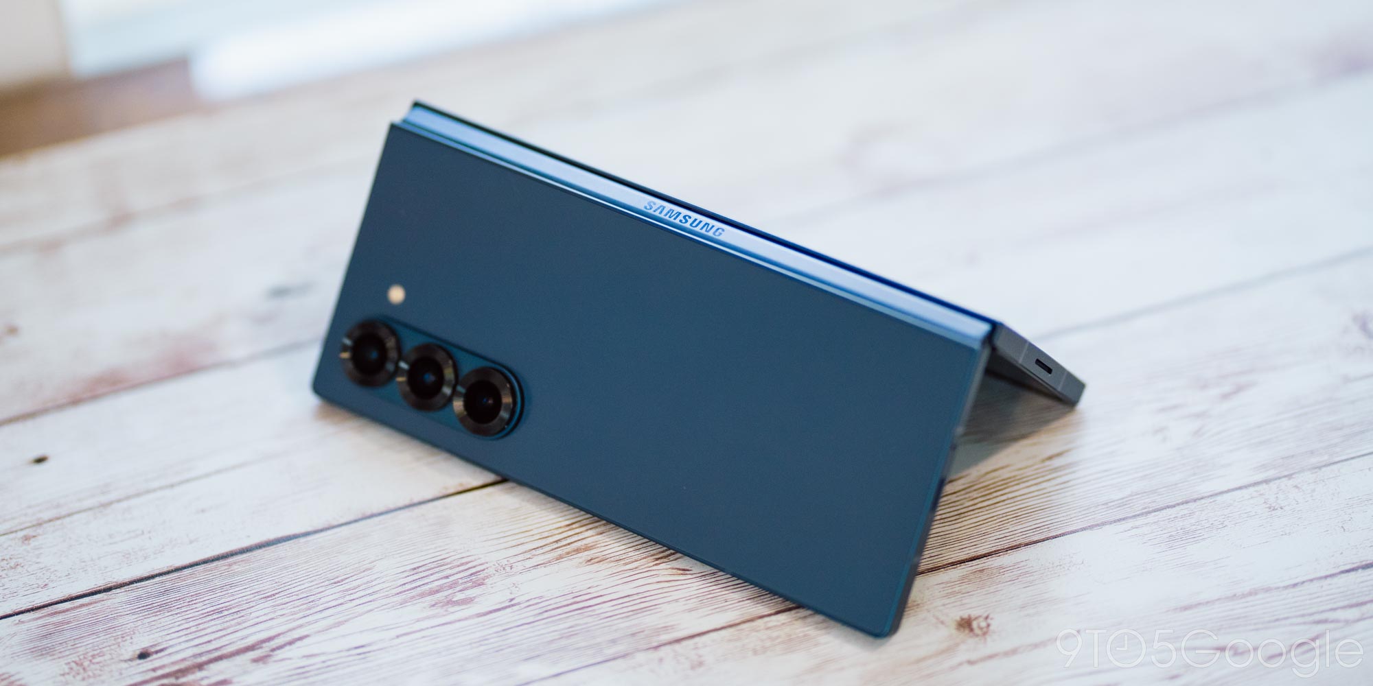 Samsung'un Galaxy Z Fold 7; Galaxy Z Fold 7, Galaxy Z Fold serisi, Galaxy Z Fold SE, Samsung'un Galaxy Z Fold 7, Galaxy Z Fold 7'nin pil boyutu, Galaxy Z Fold SE'nin özellikleri, Samsung'un Galaxy Z Fold SE, Galaxy Z Fold 7'nin yükseltmeleri, Samsung'un Galaxy Z Fold 7'nin beklenen özellikleri