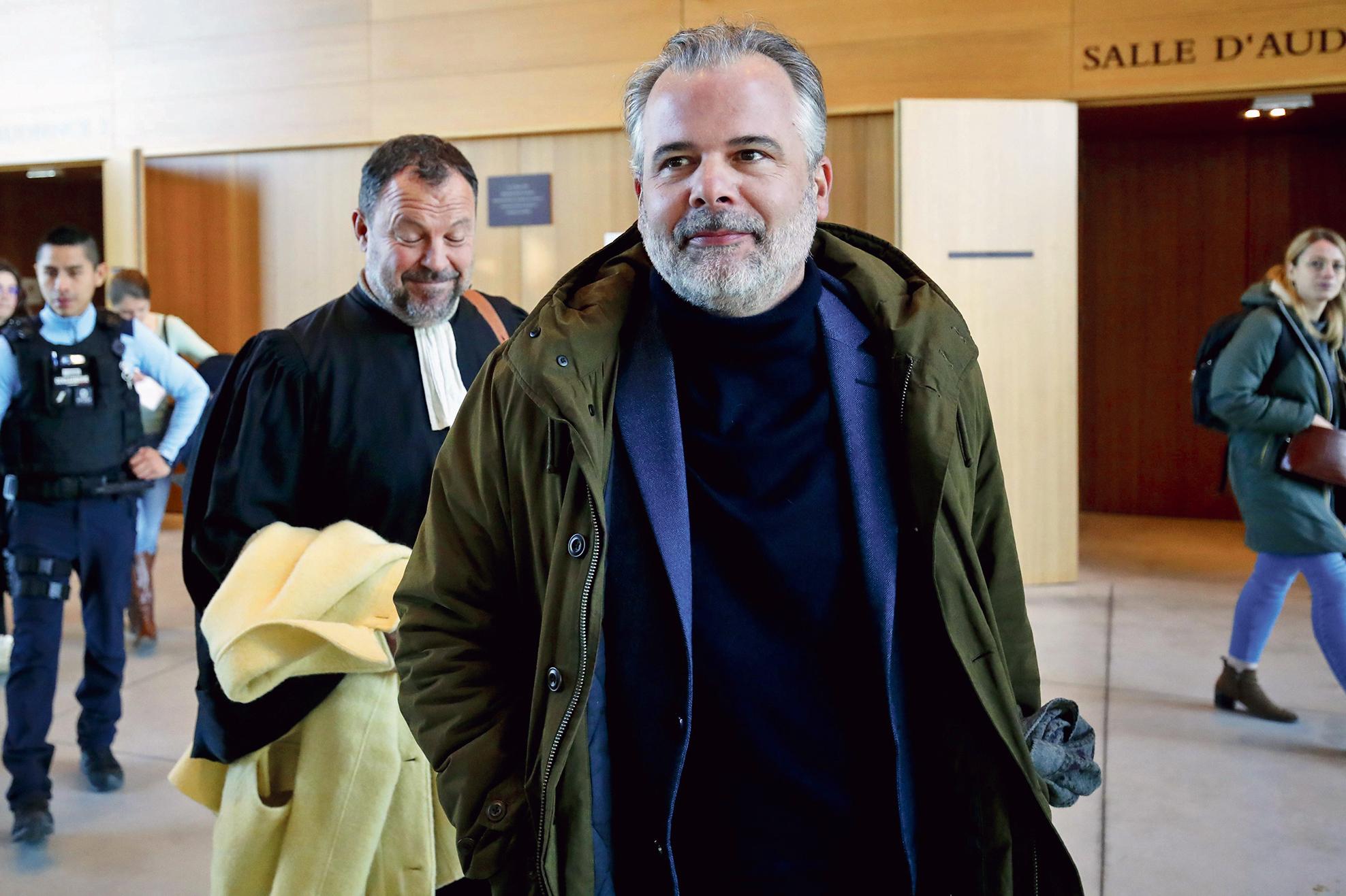 Stéphane Wilmotte, Hautmont Belediye Başkanı, UDI, evlilik, Fransa, Abderrahim Sayah, Cezayirli, tehlikeli, İslamcılık, radikal İslam, tehcir kararı, Fransa'da tehcir kararı