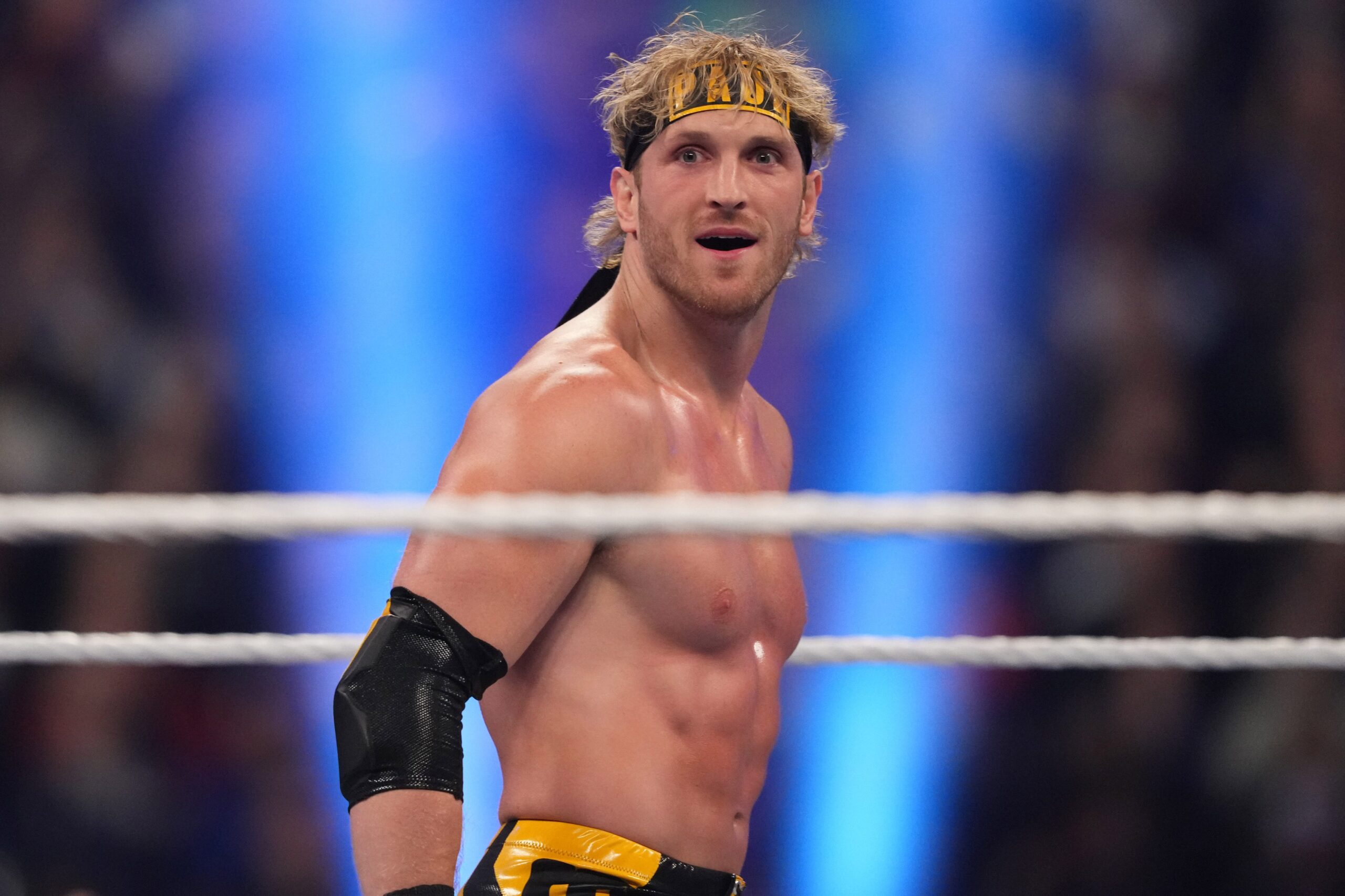 Eliminasyon Odası, Seth Rollins, Finn Balor, Raquel Rodriguez, Roxanne Perez, WrestleMania 41, Cody Rhodes, Undisputed WWE Şampiyonluğu, Rhea Ripley, Kadınlar Dünya Şampiyonluğu, Jey Uso, Gunther, Charlotte Flair, Tiffany Stratton