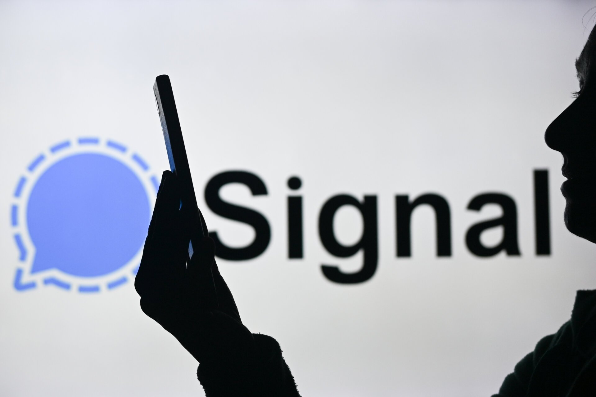 X, Signal, Güvenli Mesajlaşma, Elon Musk, Sosyal Medya Kısıtlamaları