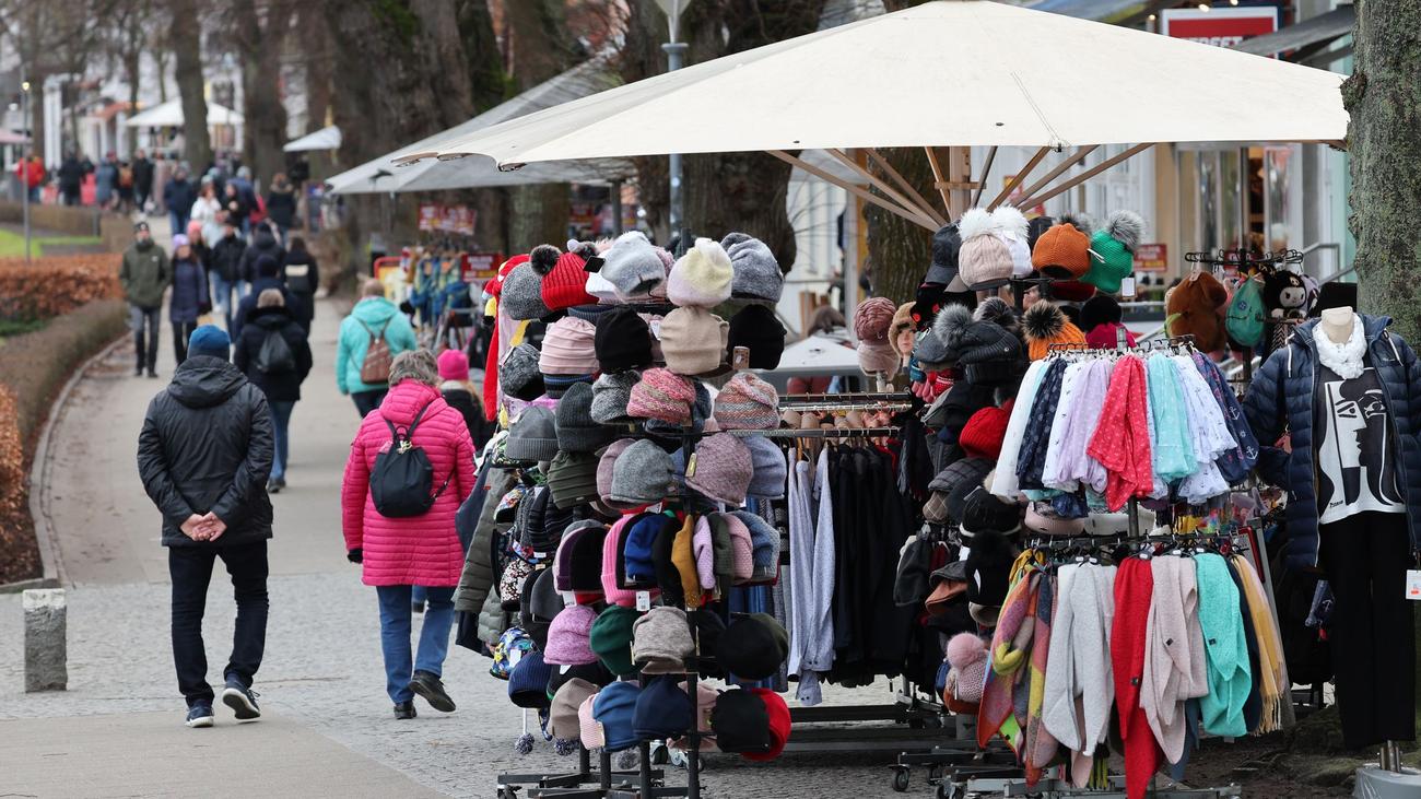 Meklenburg-Vorpommern, Turizm Bölgeleri, Pazarlama Koşulları, Ekonomi Bakanı Blank, Schleswig-Holstein