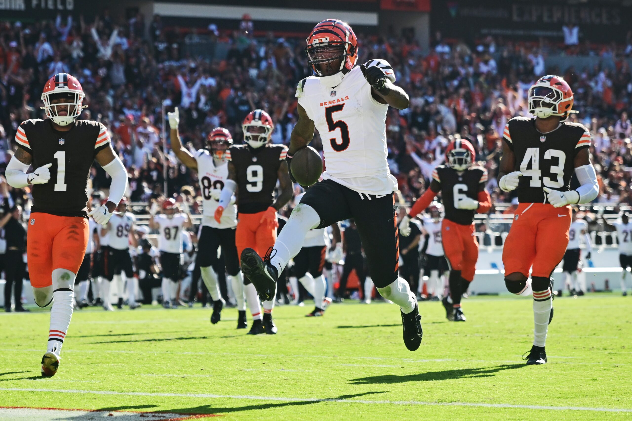 NFL ücretsiz temsilcisi, Serbest Temsilci Geniş Alıcıları, Chris Godwin, Stefon Diggs, Amari Cooper