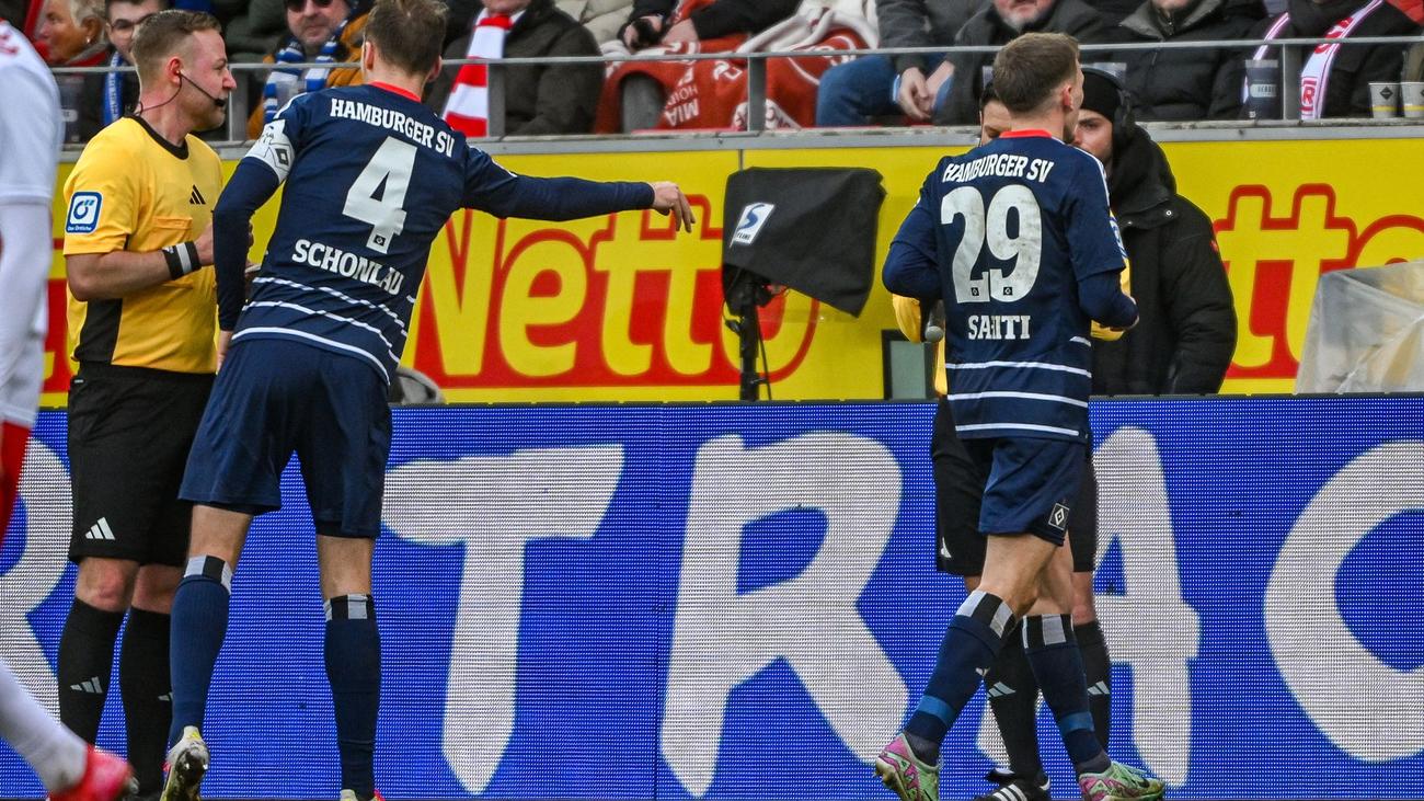 Emir Sahiti, Hamburger SV, DFB, Disziplinarstrafe, Geldstrafe, Sperre, Provokation, Obszöne Gesten, 2. Bundesliga, Regensburg, Kaiserslautern
