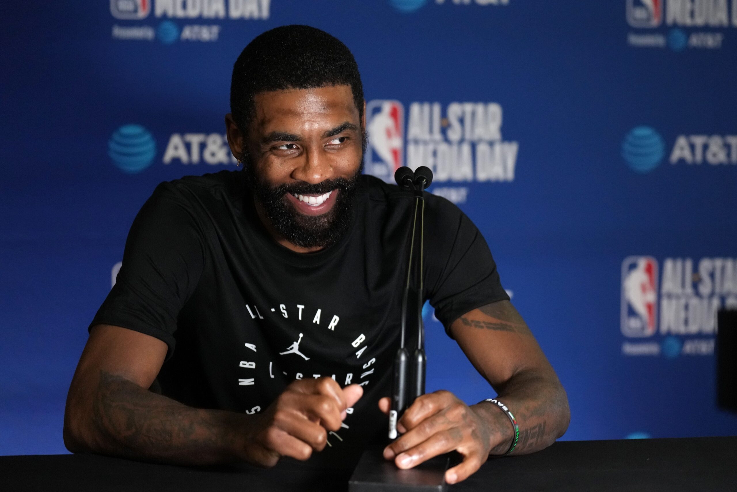 Kyrie Irving, Avustralya Basketbol Takımı, 2028 Los Angeles Olimpiyatları, ABD Milli Basketbol Takımı, İkili Vatandaşlık, 2016 Rio Olimpiyatları, 2020 Tokyo Olimpiyatları, 2024 Paris Olimpiyatları, Dallas Mavericks