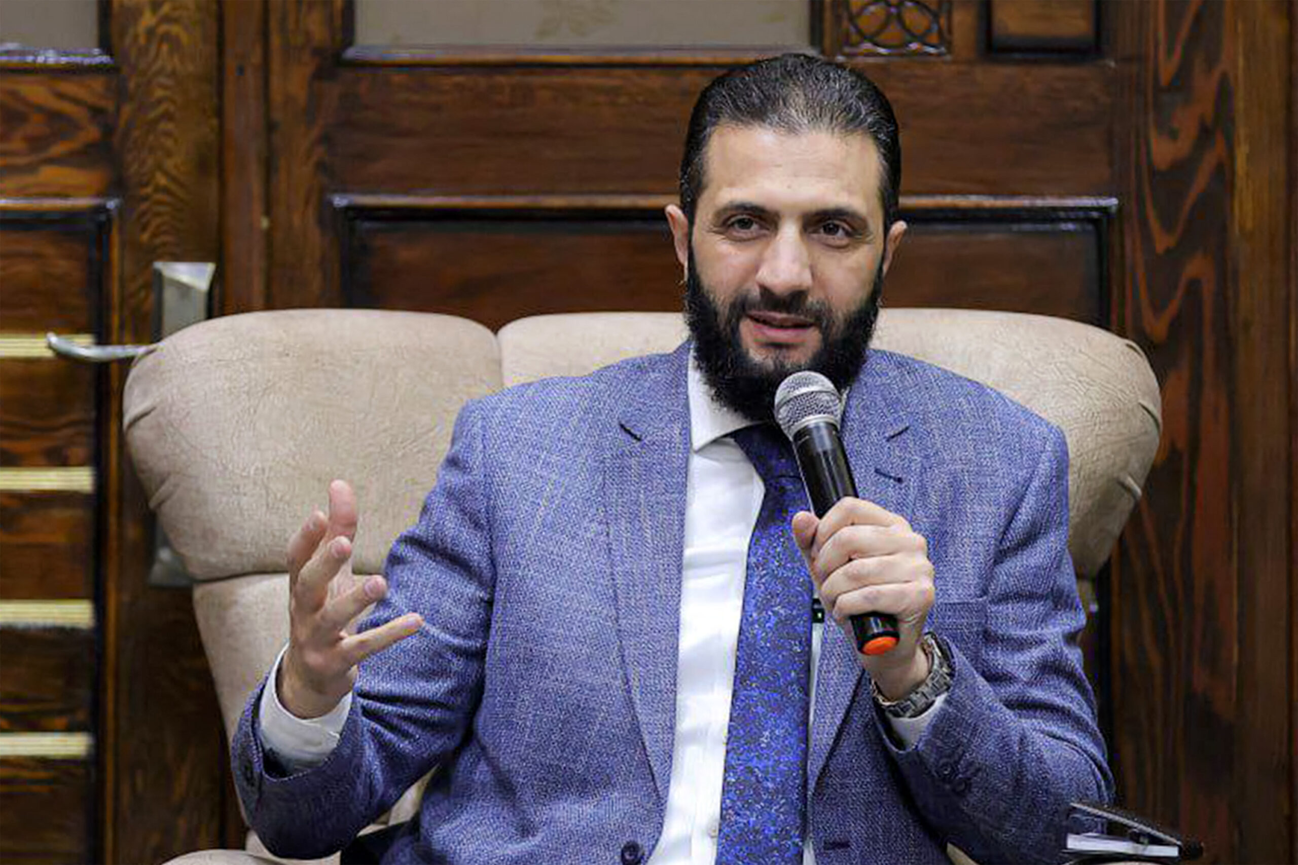 Sacha Belissa, Terör Analiz Merkezi Sorumlusu, Suriye'nin Yeni Lideri Ahmed el-Şeraa, Sorguya Çekildi, Ahmed el-Şeraa, Suriye'deki Yabancılarla İlgili Rehine Alma Olaylarında Rol Aldı, Ahmed el-Şeraa ve Rehine Alma Olayları, Ahmed el-Şeraa, El Kaide, IŞİD