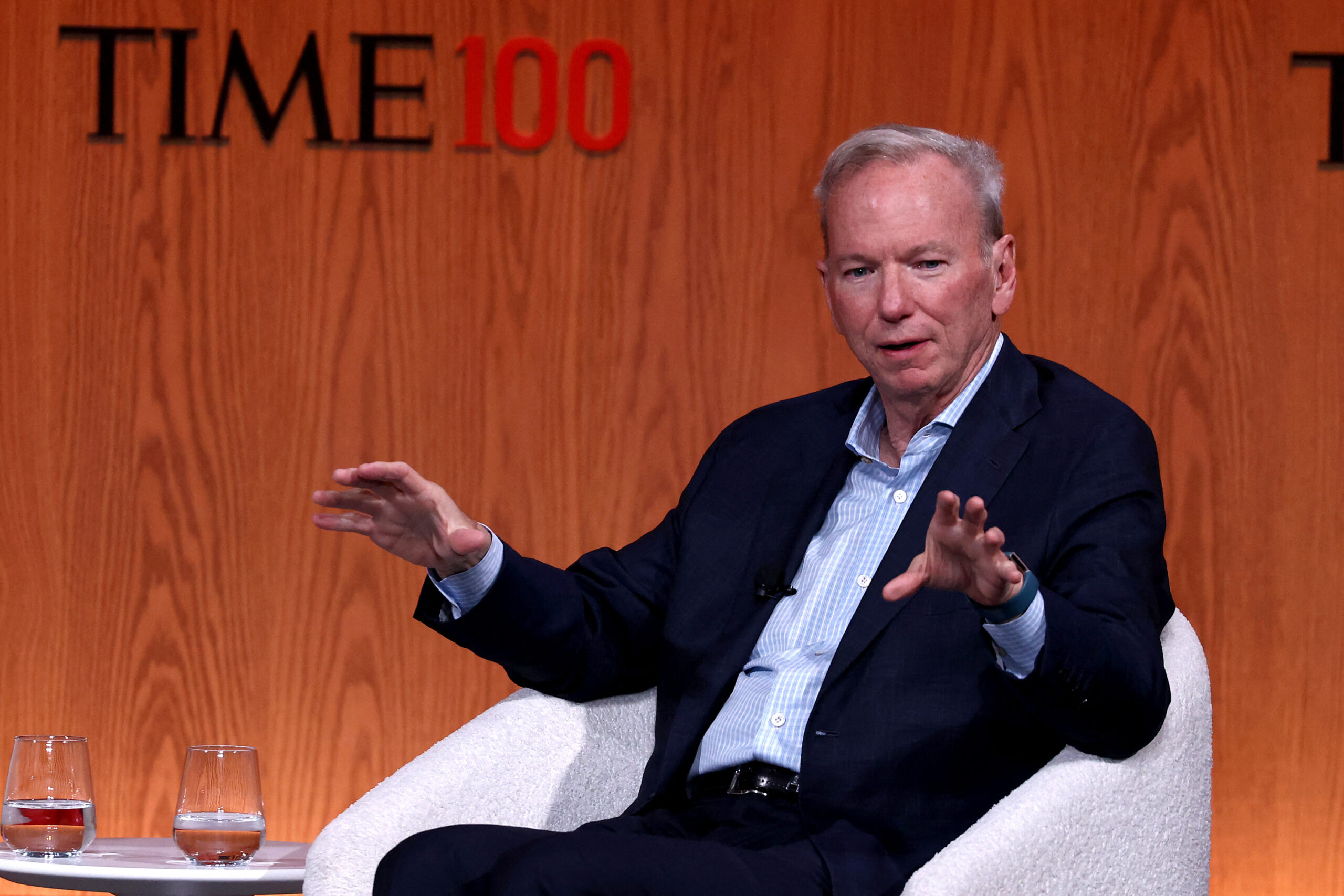 Yapay zeka, Google, Eric Schmidt, Teknoloji, Düzenleme, Yenilik, Avrupa Birliği, Akıllı telefonlar, Çocuklar, Sosyal medya