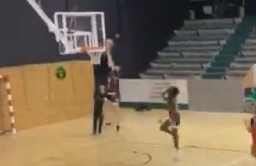 Basketbol, Kadın basketbolu, Alicia Tournebize, Dunk, U18 Fransa Kupası, Isabelle Fijalkowski