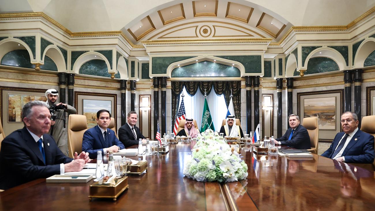 Charles Krauthammer, The Unipolar Moment, Soğuk Savaş, Tek Kutuplu Dünya, Neo-Muhafazakarlar, ABD'nin Küresel Hegemonyası