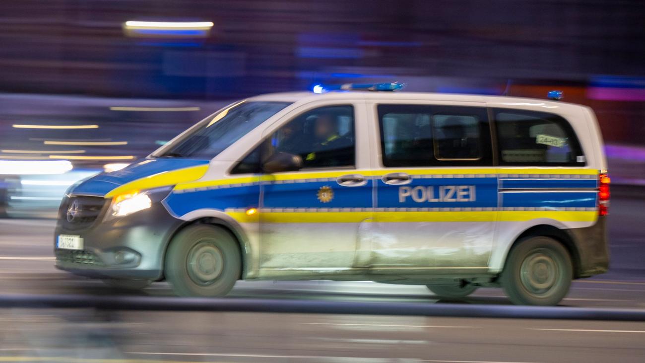 Araba Hırsızı, Polisin Takibi, Çalınan Araba, Mönchengladbach, Neuss, Hubschraber, Aranıyor, Yakalanamadı