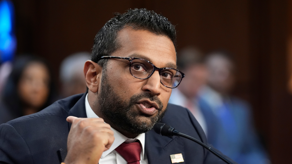 FBI, Senato, Kash Patel, Başkan Donald Trump, Donald Trump müttefiki, FBI müdürü, Demokrat Parti, Cumhuriyetçi Parti, Pete Hegseth, Tulsi Gabbard, Robert F. Kennedy Jr., Trump'ın gündemi