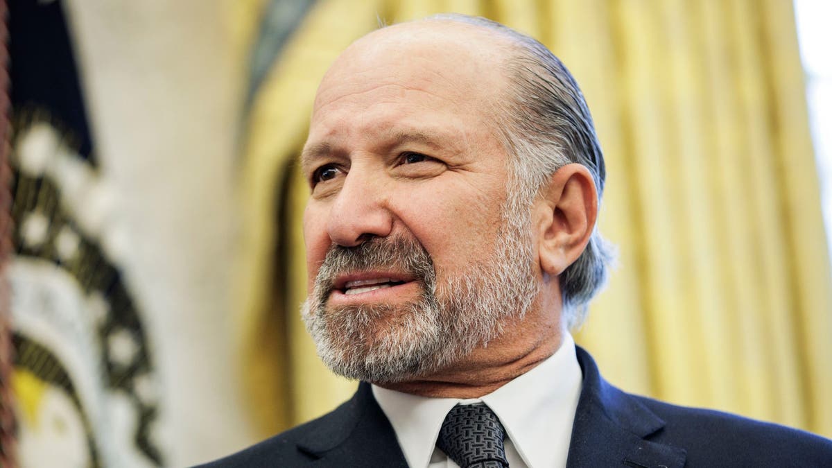 Ticaret Bakanı Donald Trump, Howard Lutnick, ABD Ticaret Odaları, Cumhuriyetçi Senatörler, Donald Trump'ın ticaret politikası, Howard Lutnick'in onayı, Howard Lutnick'in ticaret görüşleri, Amerika Birinci Politikası, yetki onayı, Senato Ticaret Bilim ve Ulaşım Komitesi, Trump'ın çelik ve alüminyum gümrük vergileri