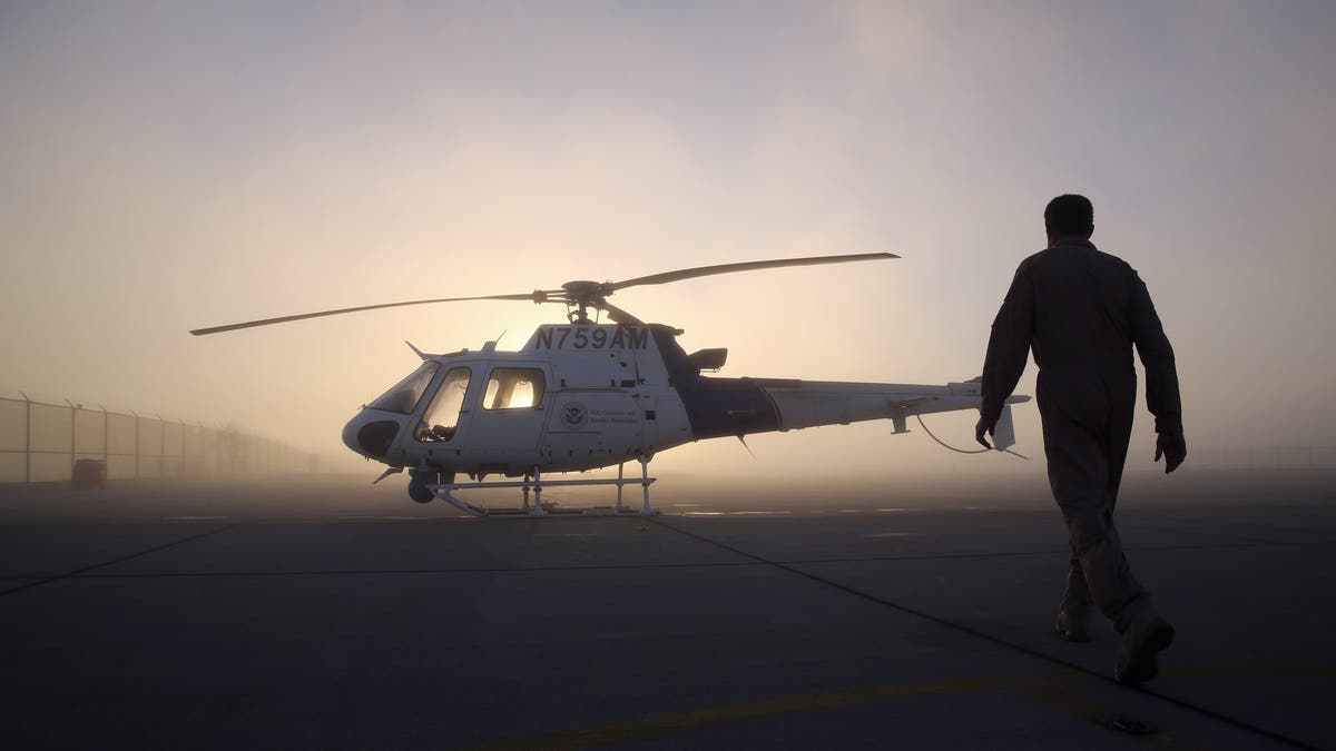 Sınır Devriyesi Helikopteri, Lazer Saldırılarına Karşı Uyarıyor, Lazer, Sınır Devriyesi, Helikopter, As-350, DHS, CBP, Jacksonville, Florida, Felony Suçlamaları