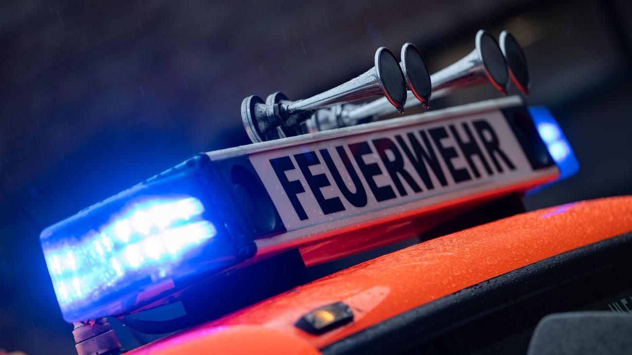 Erfurt, Şüpheli Mektup, Tehlikeli Madde, Evakuasyon, Polis, İtfaiye, Kurtarma Ekipleri, Belediye Binası