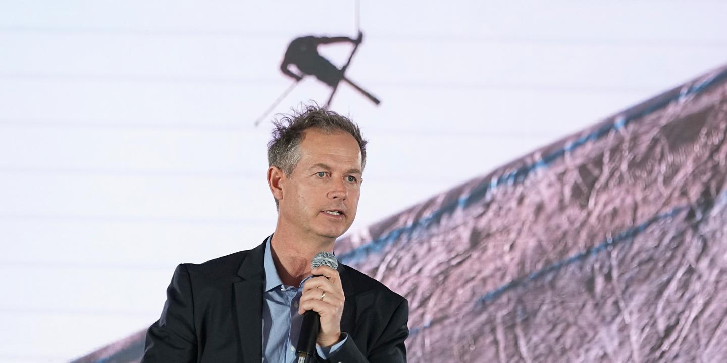 Paris 2024, Alpler 2030, Edgar Grospiron, Sürdürülebilirlik, Maliyet, Çoklu Mekanlar, Yönetişim, Kamu Fonları