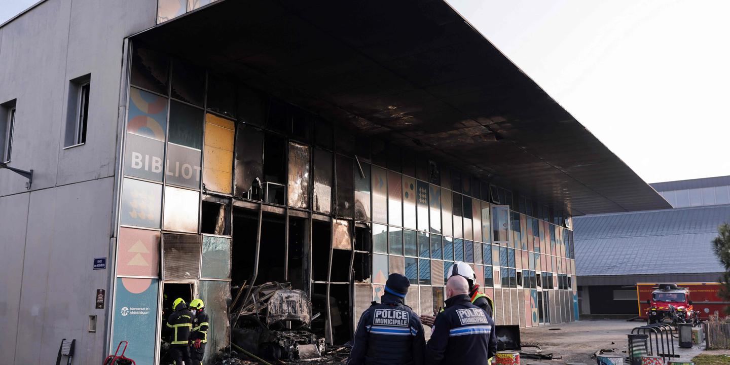 Grenoble, Kütüphane Yangını, Polisle Çatışmalar, Chantal-Maudit Kütüphanesi, Kültür, Toplum Merkezi