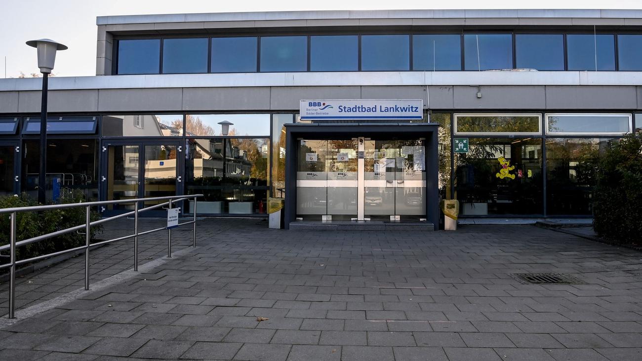 Anne sorumluluğu, Fürsorgeabsäumnis, Beinahe-Tod-Erlebnis, Schwimmbadunfall, Kindesmissbrauch, Anklage, Reanimation, Künstliche Beatmung, Folgeschäden