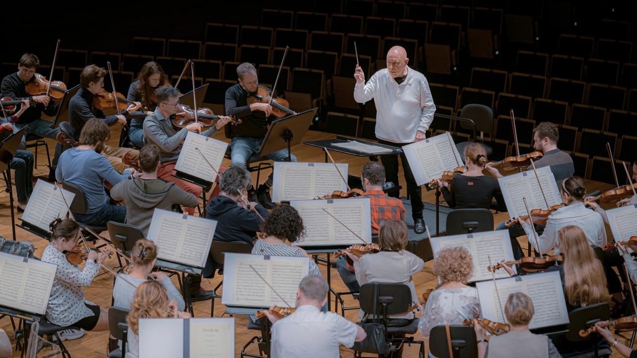 Breslav, Wroclaw, Christoph Eschenbach, Ulusal Müzik Forumu, Oder Nehri, Matematik Kulesi, Polonya, Almanya, Silesia