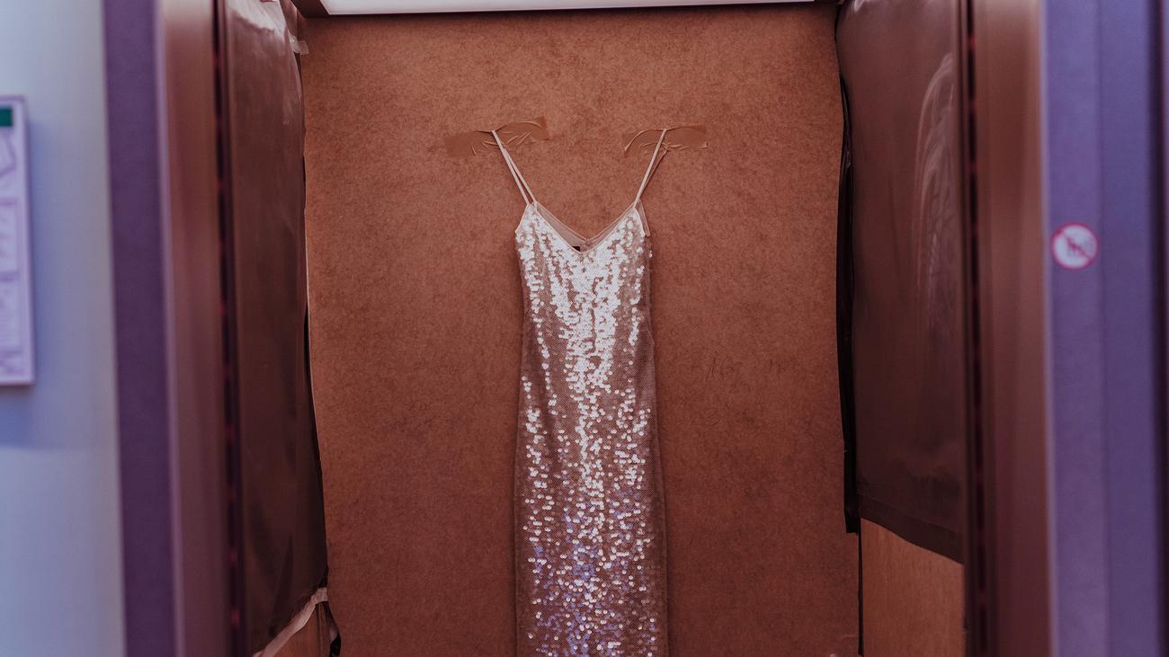 Flapper, 2020'lerde moda, Parlak elbiseler, Akris, Prada, Dolce & Gabbana, Gucci