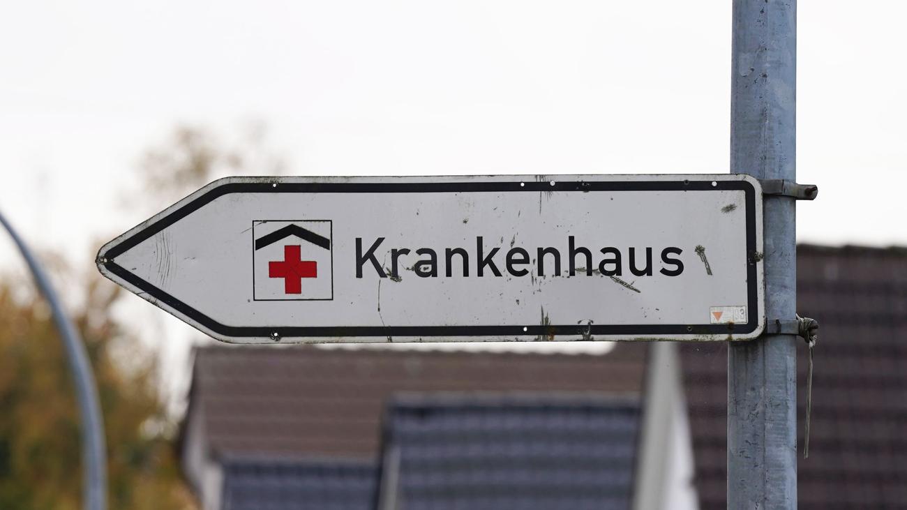 Sağlık Hizmetlerinde Kesintiler, Hastane Kapatmaları, Rheinland-Pfalz, CDU, DRK'nın Sağlık Hizmetlerinden Çekilmesi, AfD, Sağlık Bakanı Clemens Hoch (SPD), Hastane Reformu