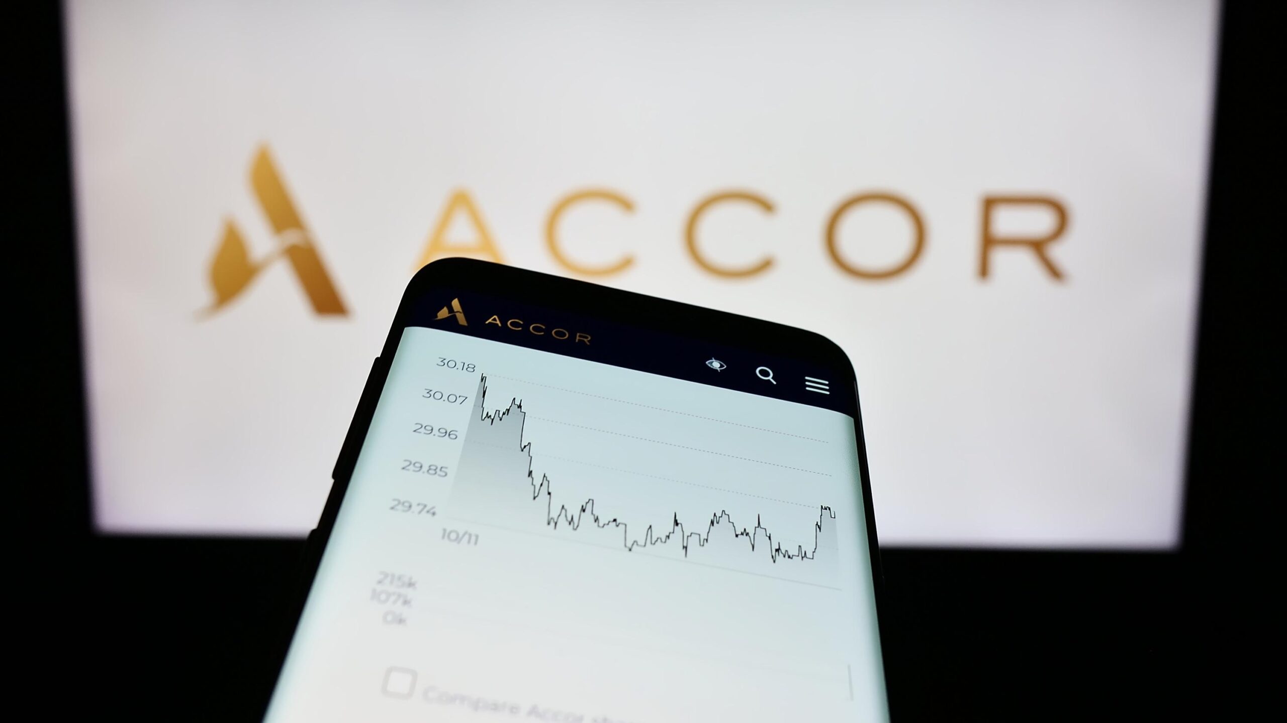 Accor, AccorInvest, Sébastien Bazin, RevPAR, Oteller, Turizm sektörü, Orta vadeli hedefler, Lüks ve yaşam tarzı otelleri