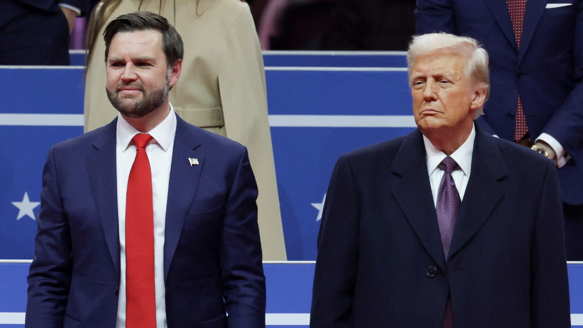 CPAC, ABD, Amerika Birleşik Devletleri, Baltık Savaşı, Başkan, Donald Trump, Eleştiri, İngiltere, İç Güvenlik Bakanı, İran, Irak, İslam Devleti, ISIS, Kongre, Muhafazakar Siyasi Eylem Konferansı, NATO, ABD, Ulusal Liman, PAC