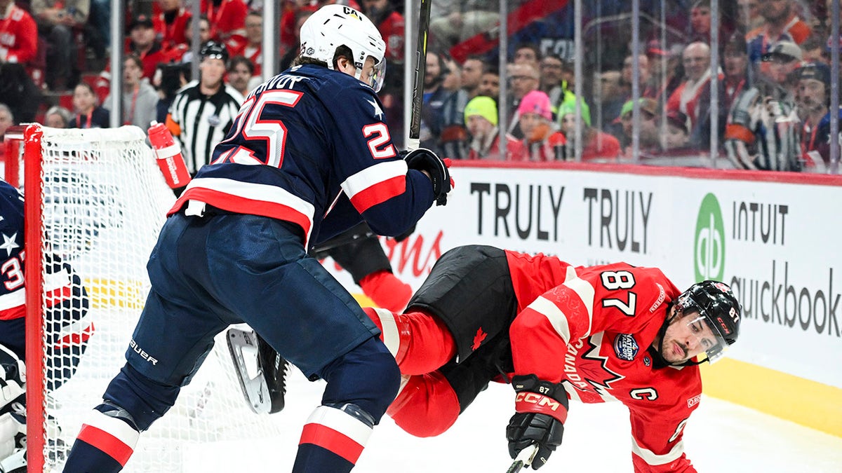 Charlie McAvoy, Boston Bruins, Team USA, 4 Nations Face-Off, Connor McDavid, injury, shoulder, infection, antibiotics, Matthew Tkachuk, Jake Sanderson, Quinn Hughes