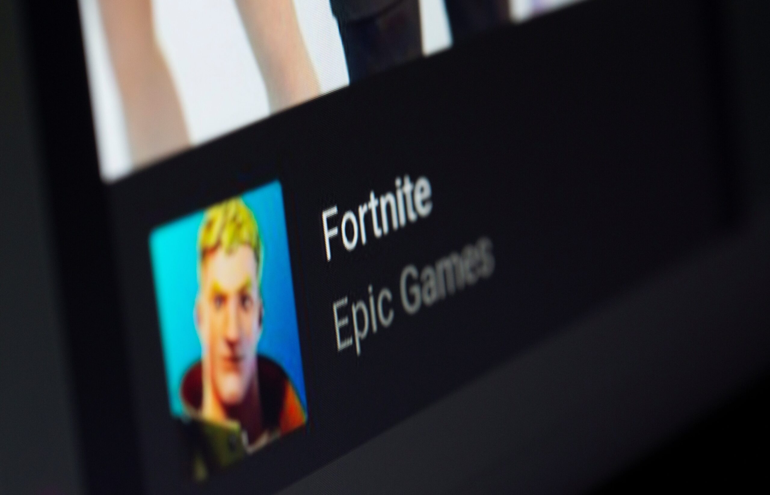 Fortnite, Epic Games, çevrimiçi oyun, yeni sezon, megabelirli oyun, sunucu kesintileri, mevsimsel güncellemeler, Çekiliş, Mevsimsiz, Kantor soygunları, Mortal Kombat, Cowboy Bepop, Suç Şehri, Reçel parçası, Rapçi turşu