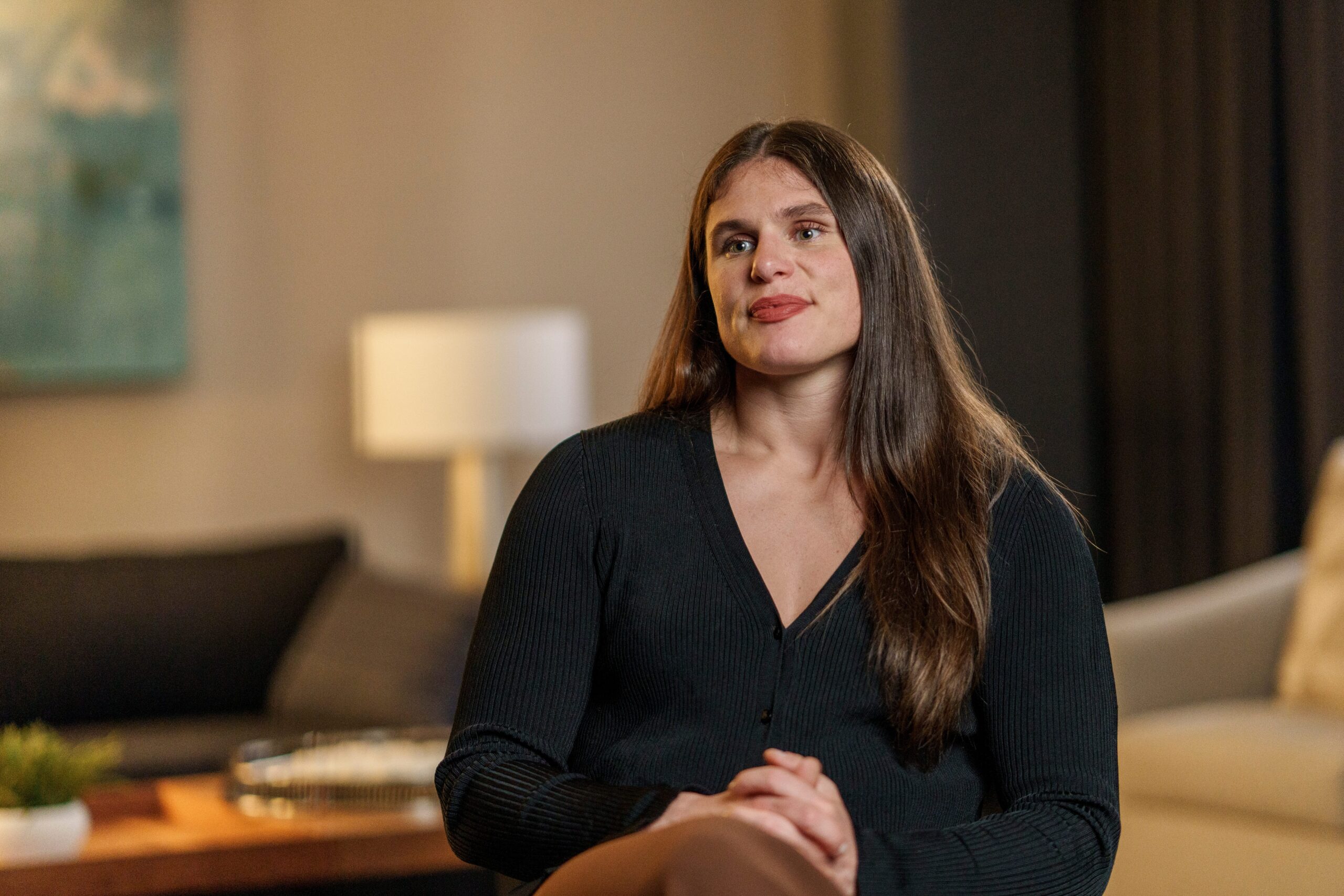 İlona Maher, ABD Yılın Kadını, rugby, kadın rugby, spor, sporcu, Olimpiyatlar, Paris 2024, bronz madalya, Dancing With the Stars, sosyal medya, vücut pozitifliği, aktivizm, rol model, ilham, Quinnipiac Üniversitesi, hemşirelik, USA Sevens, Tokyo Olimpiyatları, TikTok, Instagram, sponsorluk, güzellik standartları, Vermont, Noah Kahan, beden imgesi, özgüven, Sports Illustrated, Bristol Bears, Rugby Dünya Kupası, yüksek kadın felsefesi, kadın sporcular, otantiklik, temsil, örnek olma

