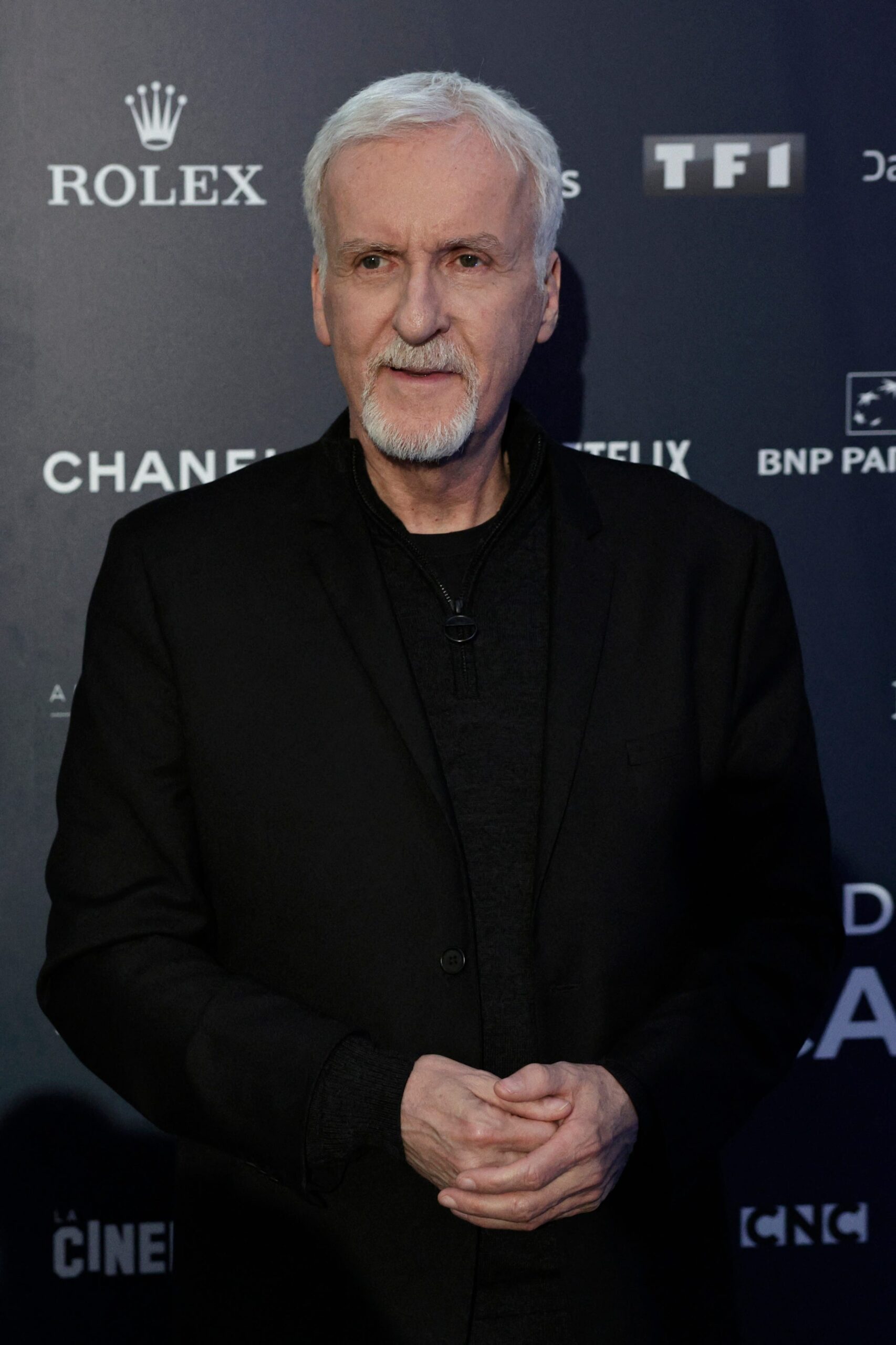 James Cameron, Donald Trump, Yeni Zelanda vatandaşlığı, siyasi yorum, Hollywood, film yönetmeni, ikinci dönem, Amerika Birleşik Devletleri, Weta Digital, Avatar, Titanic, politika, göçmenler, transseksüel Amerikalılar, eleştiri, direniş
