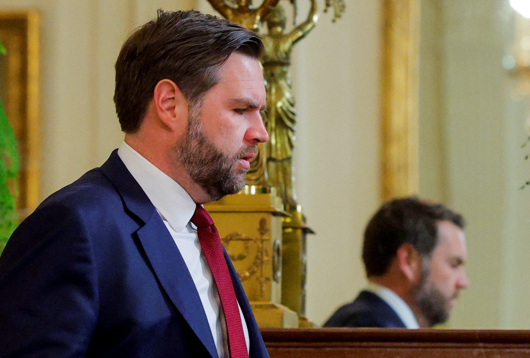 J.D. Vance, Katolik, Papa Francis, COVID-19, pandemi, Ulusal Katolik Dua Kahvaltısı, göç, Donald Trump, silah, mühimmat, din, Hıristiyanlık, inanç, politika, konuşma, dua, sağlık, hastalık, liderlik
