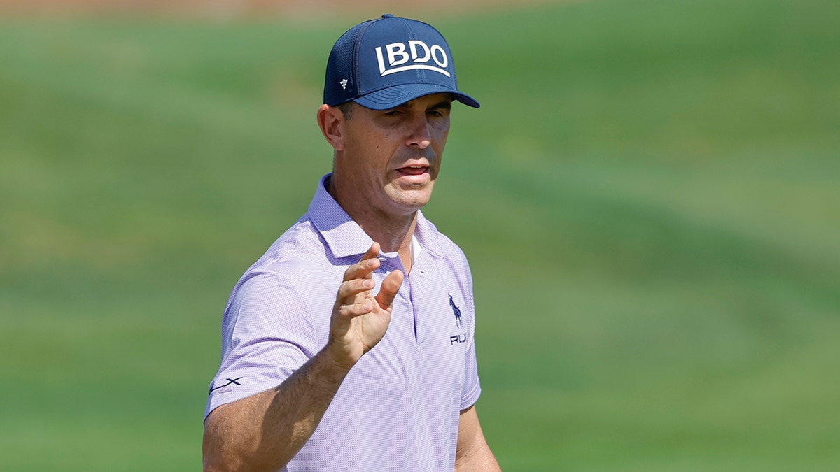Bill Horschel, Gator, Golf, PGA National, Cognizant Classic, Florida Gators, Jake Knapp, Golf Tournament, Spor, Haberler, Vahşi Yaşam, Golf Sahası, ABD, Amerika, Hayvanlar, Doğa, Florida