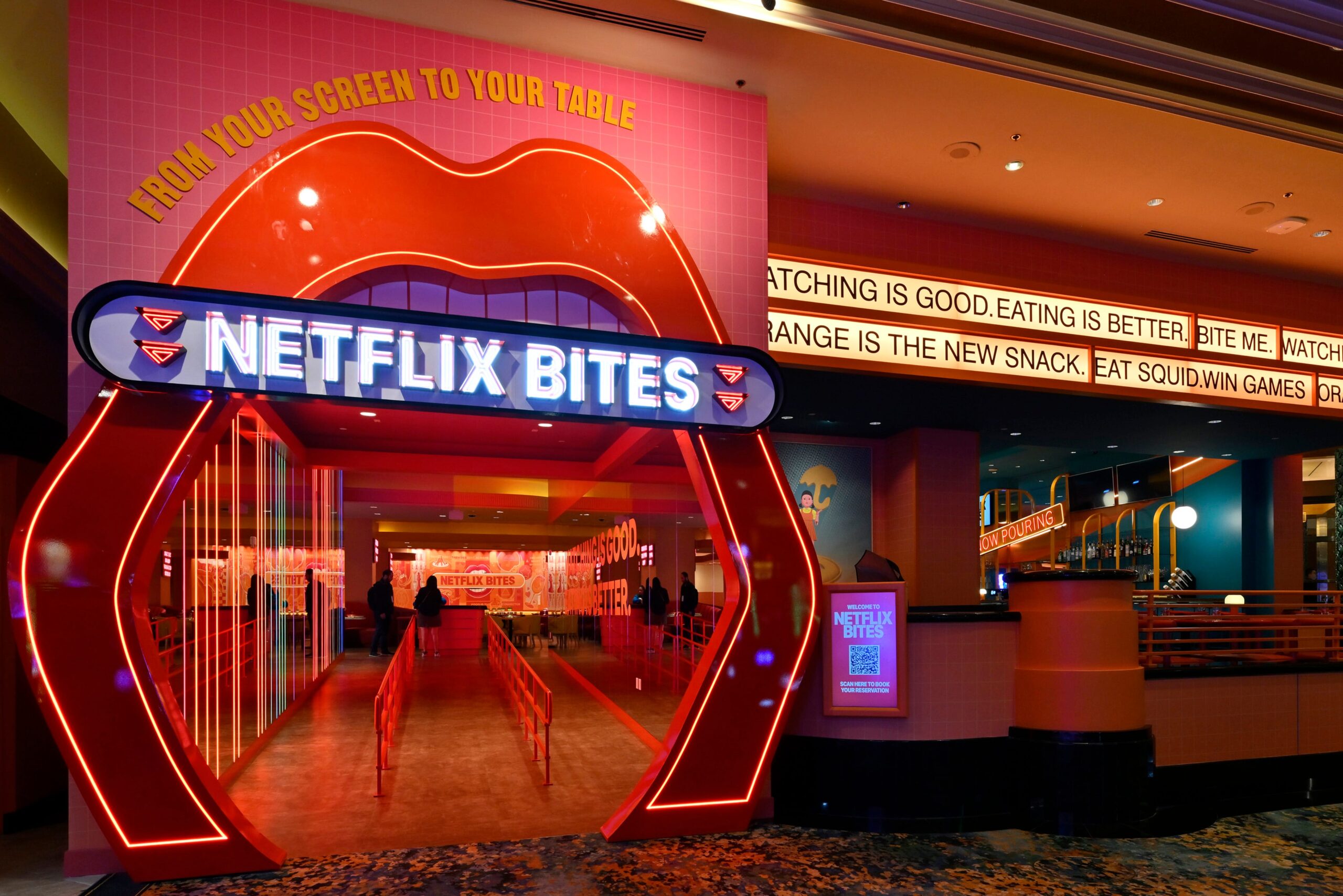 Netflix Bites, Las Vegas, MGM Grand, temalı restoran, Netflix restoranı, Bridgerton, Squid Game, Stranger Things, deneyimsel yemek, yemek, turizm, Las Vegas restoranları, Netflix House, Orange is the New Mac, The Hellfire Club, Red Bite, Green Bite, Nachos Nevermore, Schooled by Brookie, The Dessert is Lava, Trunchbull's Chocolate Cake, Poke Taco, Sex Education Hoagie, The Pink Soldier, Netflix deneyimleri, eğlence
