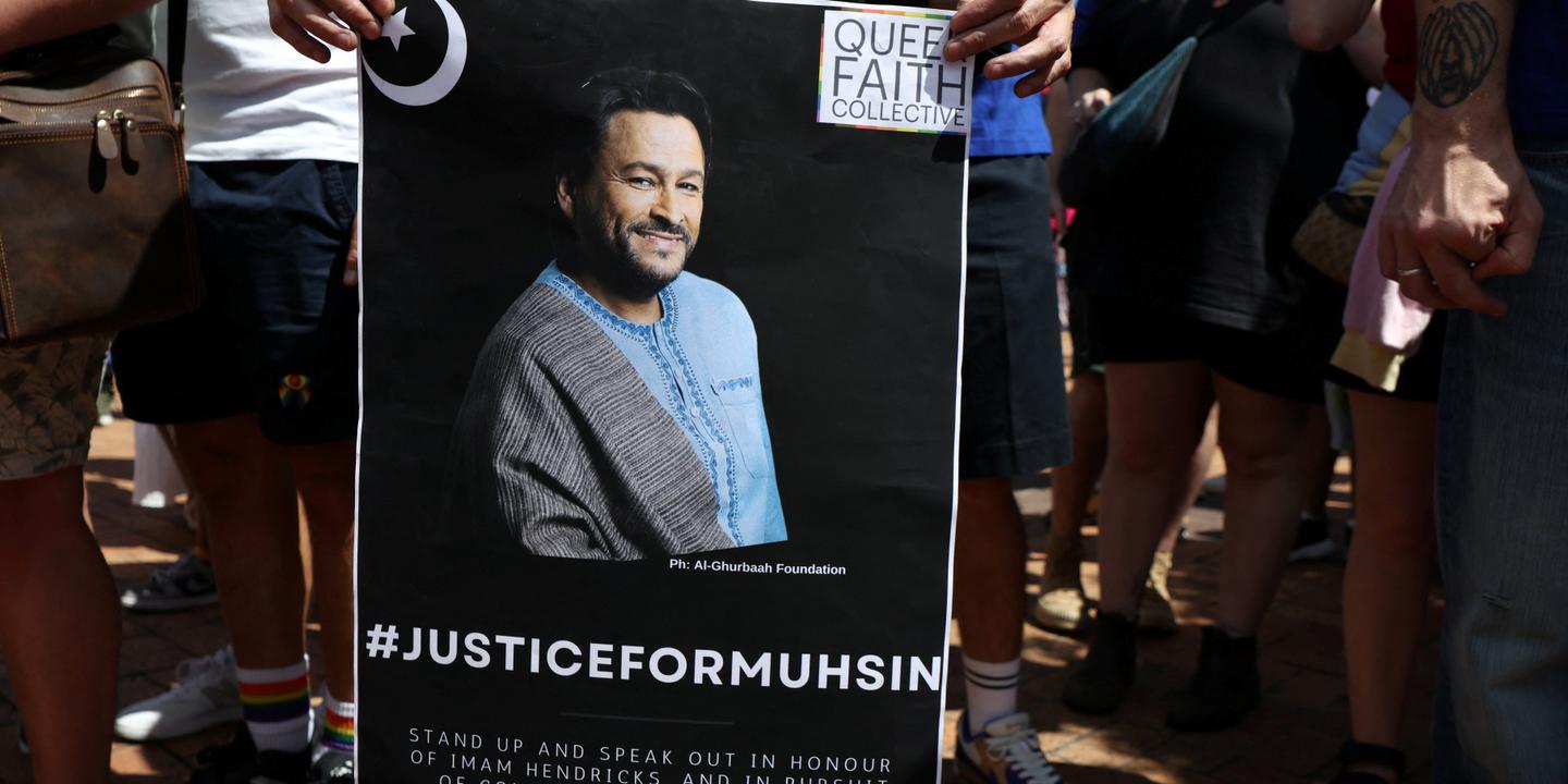 Güney Afrika, Cape Town, LGBT hakları, Onur Yürüyüşü, Muhsin Hendricks, eşcinsel imam, cinayet, ayrımcılık, İslam, Müslüman, Güney Afrika Müslümanları, hoşgörü, eşcinsel evlilik, homofobi, adalet, AFP, haber, Le Monde.
