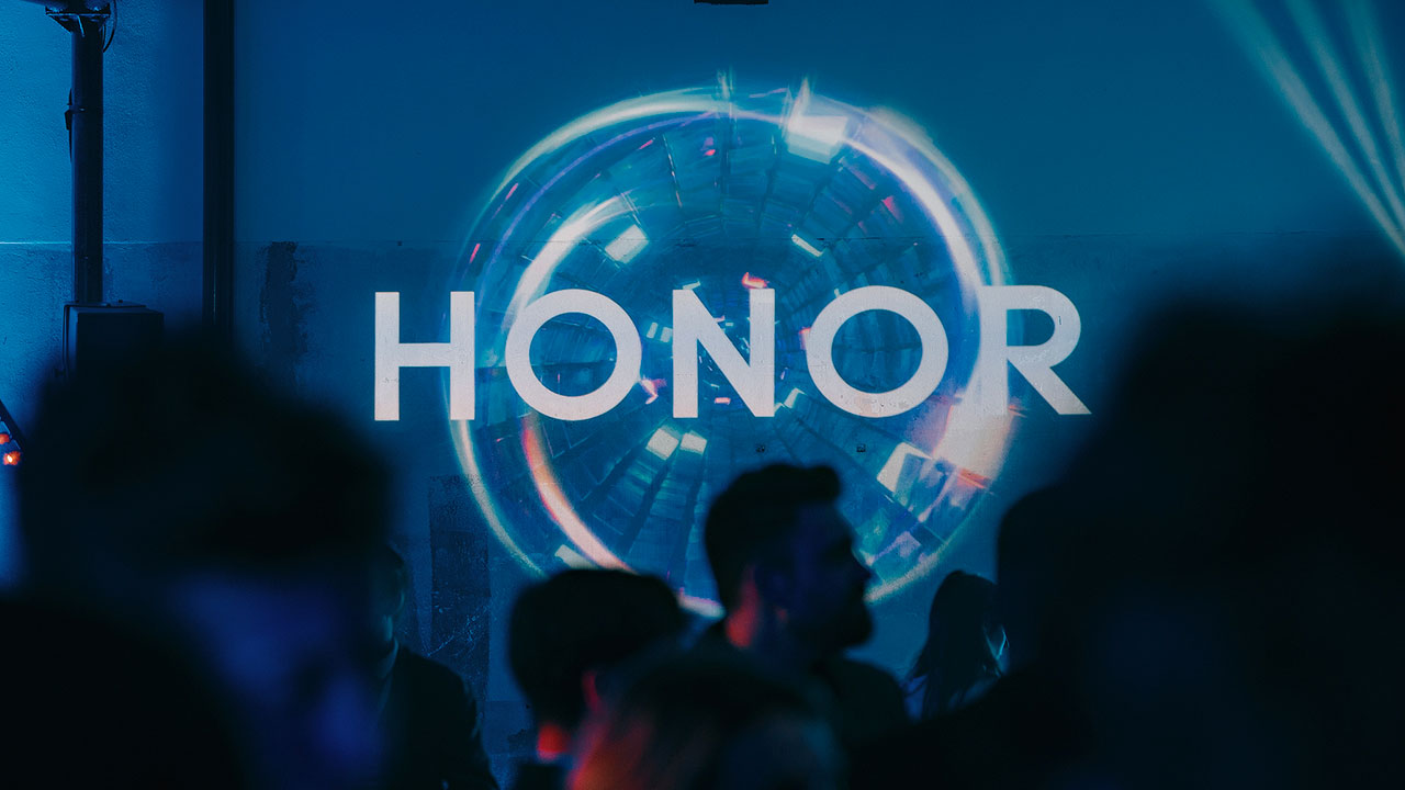Honor, MWC 2025, akıllı telefon, yapay zeka, deepfake, deepfake tespiti, Magic 7 Pro, Magic V3, yazılım güncellemeleri, fotoğrafçılık, dosya paylaşımı, AI Deepfake Detection, pixel analizi, sahte içerik, teknoloji, haberler, inceleme, yorum, güvenlik, dolandırıcılık, yapay zeka gelişimi, riskler, önlemler
