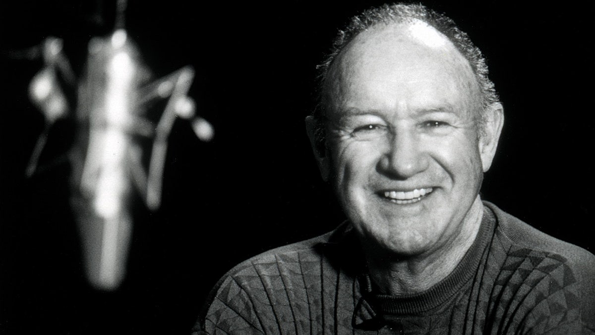 Gene Hackman, Betsy Arakawa, ölüm, ölüm nedeni, soruşturma, Santa Fe, şerif, Adan Mendoza, kalp pili, Christopher Davis, mummifikasyon, otopsi, toksikoloji, karbon monoksit, zaman çizelgesi, tıbbi kayıtlar, ilaçlar, dedektifler, cep telefonu verileri, son fotoğraf, pacemaker, pacemaker monitor, kardiyolog, cenaze töreni, haberler, FOX News, New Mexico, ev monitorü
