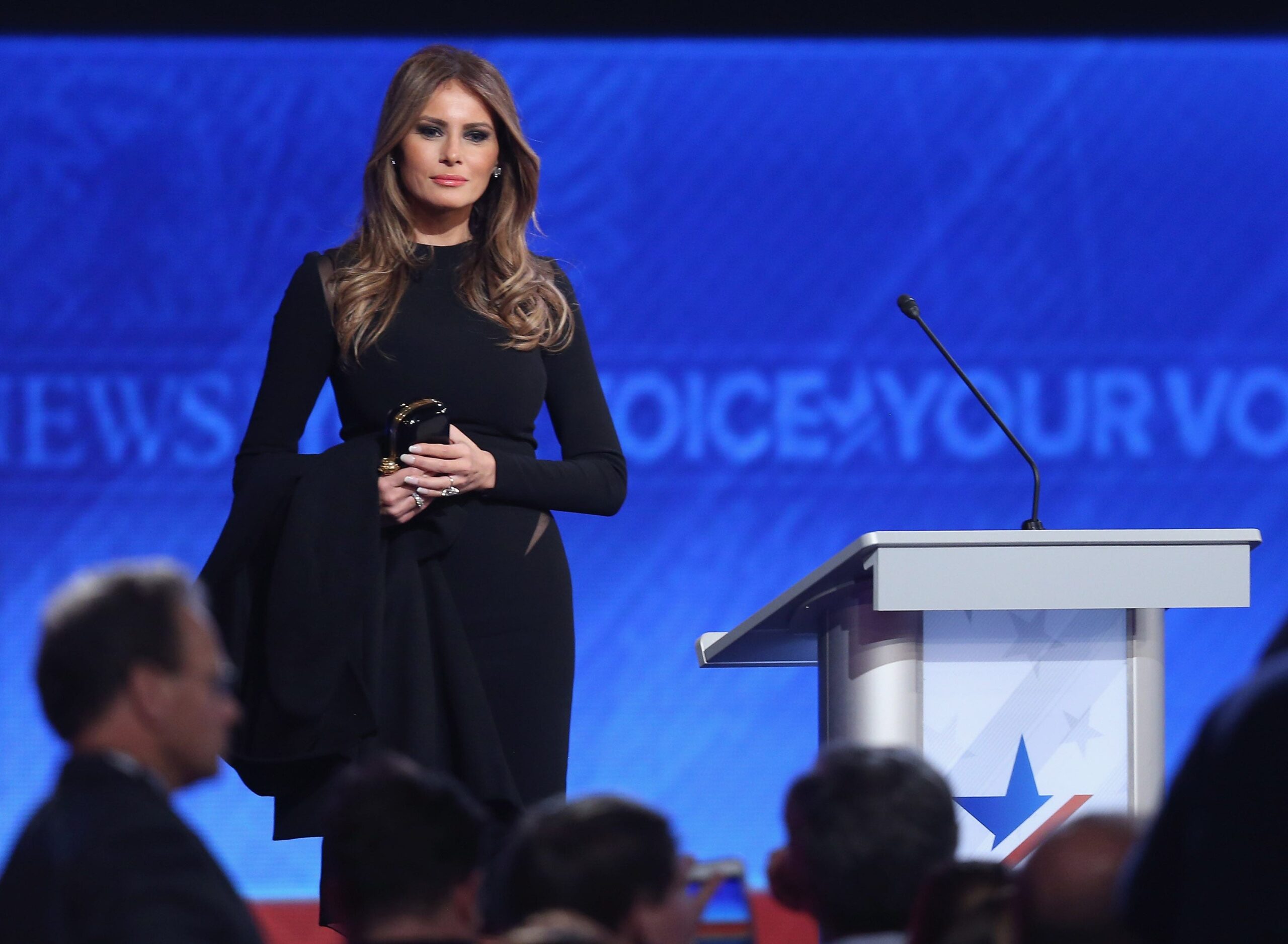 Melania Trump, Take it Down Act, cinsel içerikli görüntüler, yapay zeka deepfake, Ted Cruz, Amy Klobuchar, RAINN, Taylor Swift, siber zorbalık, Be Best kampanyası, Swapna Venugopal Ramaswamy
