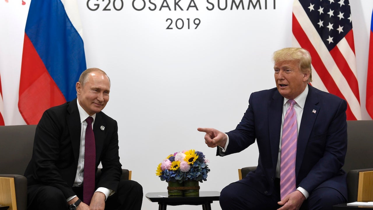 Donald Trump, Pete Hegseth, Siber Saldırı, Rusya, ABD, Siber Komuta, Mike Turner, Carlos Gimenez, Richard Blumenthal, Chuck Schumer, Mark Kelly, Susan Rice, Jean-Noël Barrot, Hillary Clinton, Siber Operasyonlar, Dış Politika, Jeopolitik, Siyasi Eleştiri, Cumhuriyetçiler, Demokratlar, Vladimir Putin, ABD-Rusya İlişkileri, Siber Güvenlik, Milli Güvenlik, Dışişleri Bakanı, Senato, Kongre, Savaş, Diplomasi, Uluslararası İlişkiler, haber, politika, analiz
