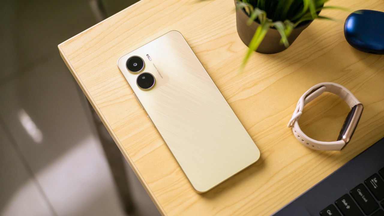 vivo Y300i, akıllı telefon, özellikler, fiyat, lansman, Snapdragon 4 Gen 2, 6500 mAh batarya, 44W hızlı şarj, V2444A, China Telecom, duyuru, Mart 14, Vivo Y39 5G, Vivo X200s, sızıntı, haberler, teknik özellikler

