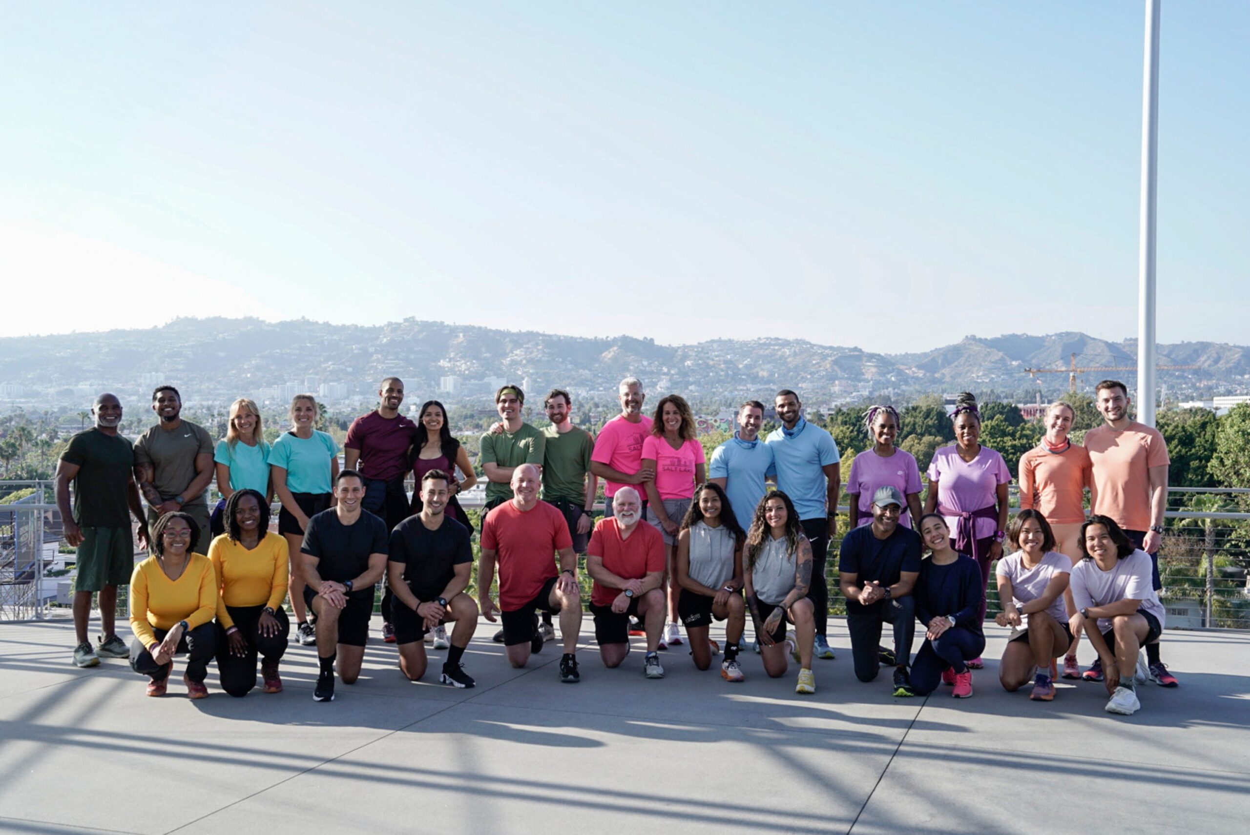The Amazing Race, Sezon 37, yarışma, CBS, Paramount+, yayın, bölüm, yarışmacılar, Hong Kong, ödül, meta anahtar kelimeler, eleme, Pit Stop, macera, reality TV, yarışmacı çiftler
