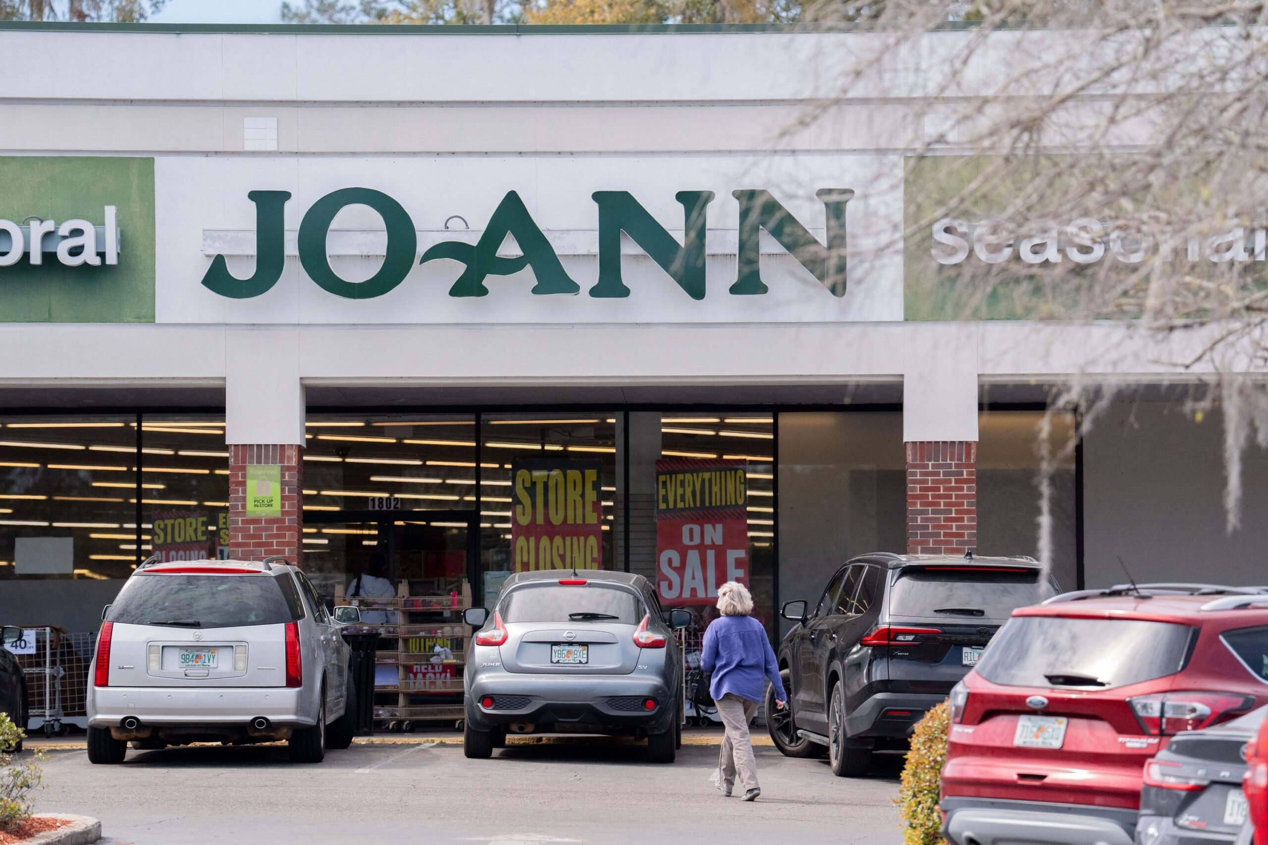 Joann kapanıyor, Joann iflası, Joann kapanış indirimleri, Joann mağazaları kapanıyor, kumaş indirimleri, hobi malzemeleri indirimleri, Joann kampanya, Joann mağaza kapanışı, Joann indirimleri, Joann tasfiyesi, perakende tasfiyesi, GA Group, Chapter 11 iflas, Joann'ın sonu, Joann indirim fırsatları, Joann online satış, Joann mobil uygulama, kapanış tarihleri, mağaza kapanış tarihleri, Stockton Record, USA TODAY, perakende haberleri, Joann borçları, Joann varlık satışı, Joann yeni sahipleri, tekstil indirimleri, el sanatları indirimleri, özel indirimler, iade yok, kişiye özel indirimler geçersiz, indirim ortaklıkları geçersiz, Joann kapanış nedenleri, Joann mali sorunlar, Joann envanter sorunları, Amerika'daki Joann mağazaları, Joann Türkiye
