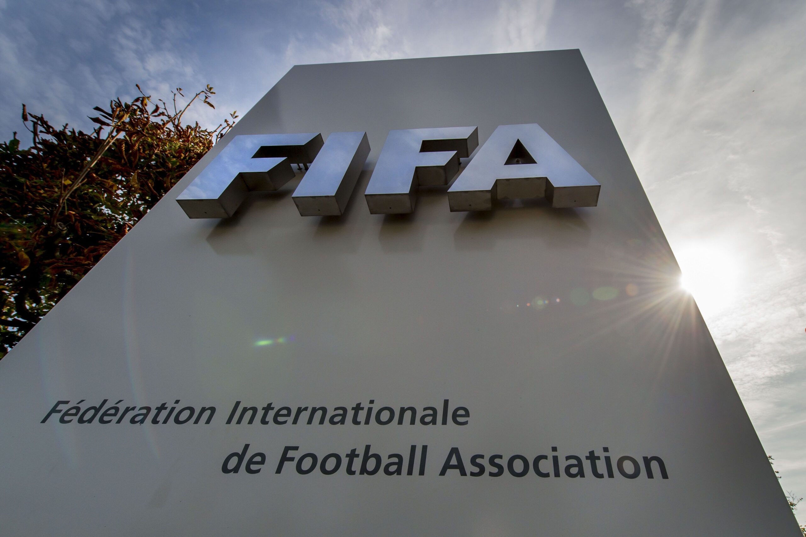 FIFA Kulüp Dünya Kupası, Kulüp Dünya Kupası Ödül Parası, Futbol, FIFA, Lionel Messi, Inter Miami, Real Madrid, Manchester City, Futbol Turnuvası, Futbol Gelişimi, Gianni Infantino, FIFA Forward Programı, Hard Rock Stadyumu, MetLife Stadyumu, Futbol Haberleri
