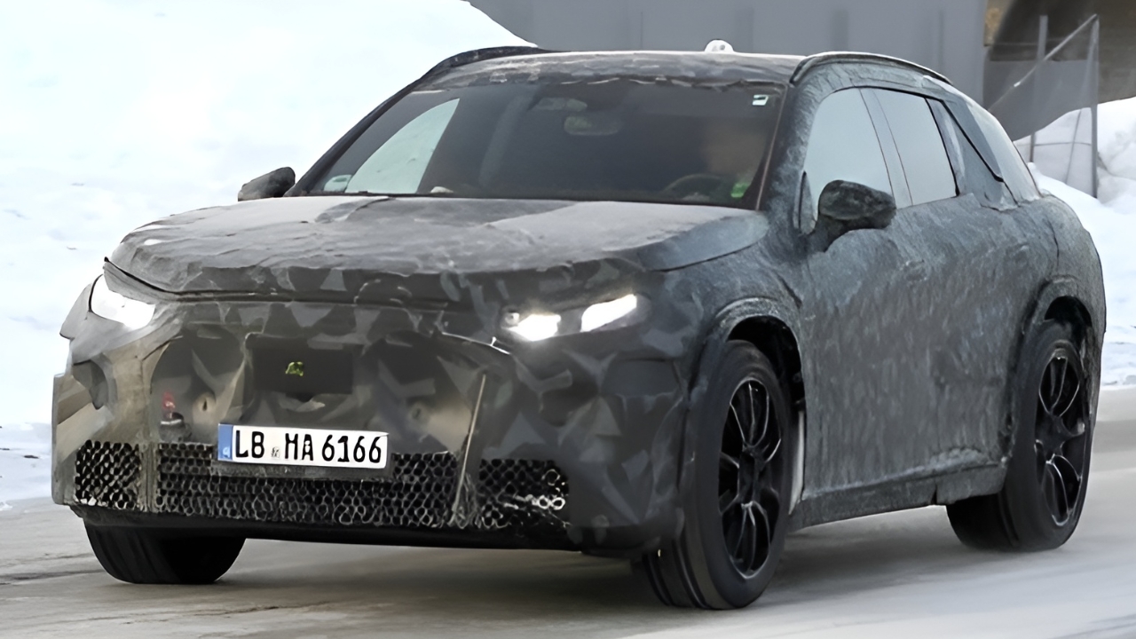 Mercedes-AMG, elektrikli SUV, 1000 beygir gücü, AMG.EA platformu, aksiyal akılı motorlar, yeni nesil batarya, casus fotoğraflar, Panamericana ızgara, elektrikli AMG GT, MBUX sistemi, 2026 lansmanı, otomobil haberleri, araba incelemesi
