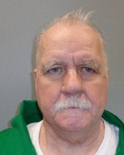 Brad Keith Sigmon, Güney Carolina, idam mangası, Rebecca Armstrong, David Larke, Gladys Larke, cinayet, ceza, ölüm cezası, infaz, Greenville News, USA TODAY, Broad River Correctional Institute, zehirli iğne, elektrikli sandalye, zihinsel hastalık, psikotik nöbet, ateşli silah, suç, mahkeme, jüri, sanık, hükümlü, mahkum, modern tarih, infaz yöntemi, nitrogen gazı, Kenneth Eugene Smith, Alabama, Louisiana, Arkansas, Mississippi, Utah, Oklahoma, Idaho, Ronnie Lee Gardner, Gary Mark Gilmore, John Albert Taylor, Gerald 